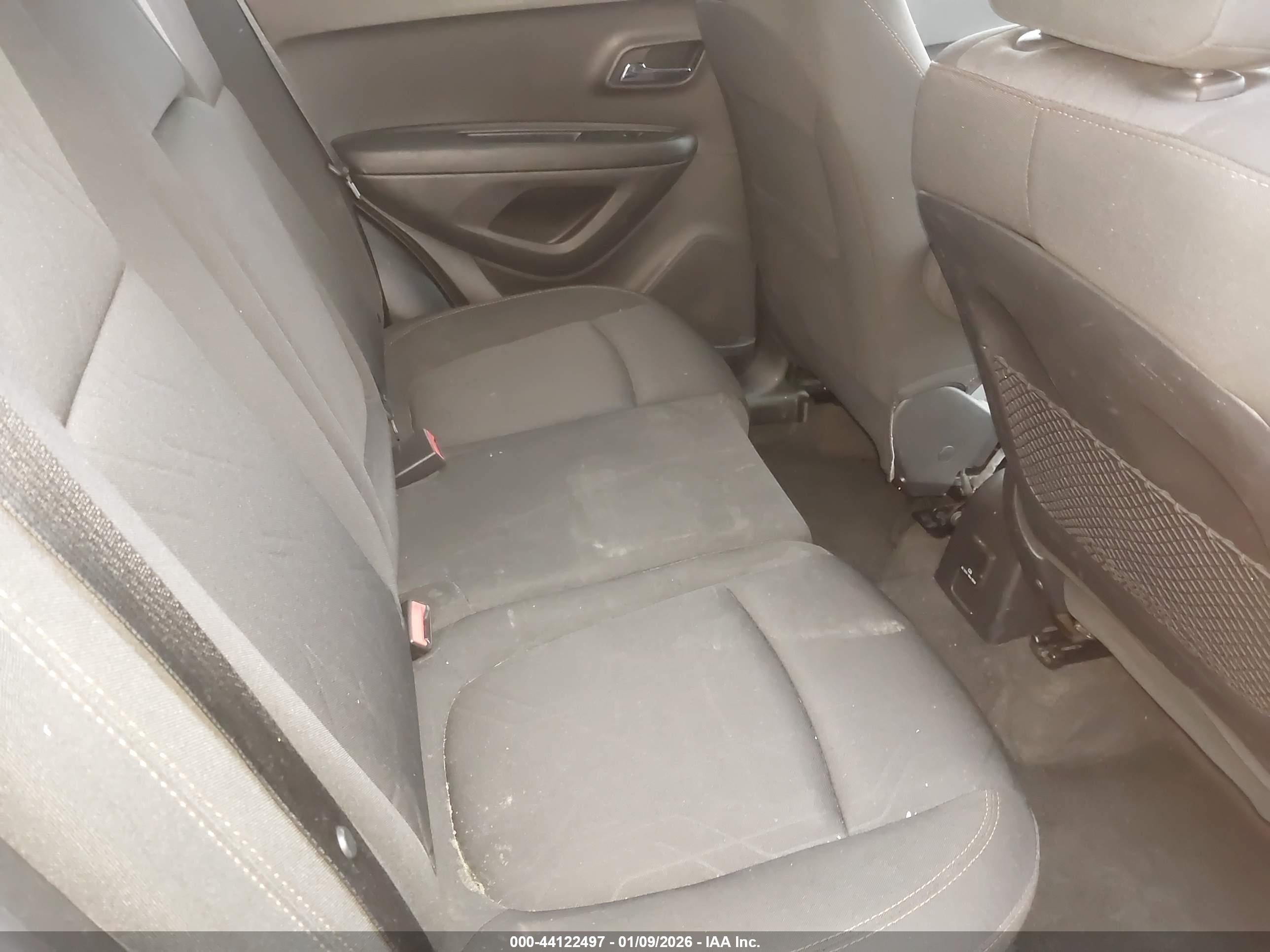 CHEVROLET TRAX image 8
