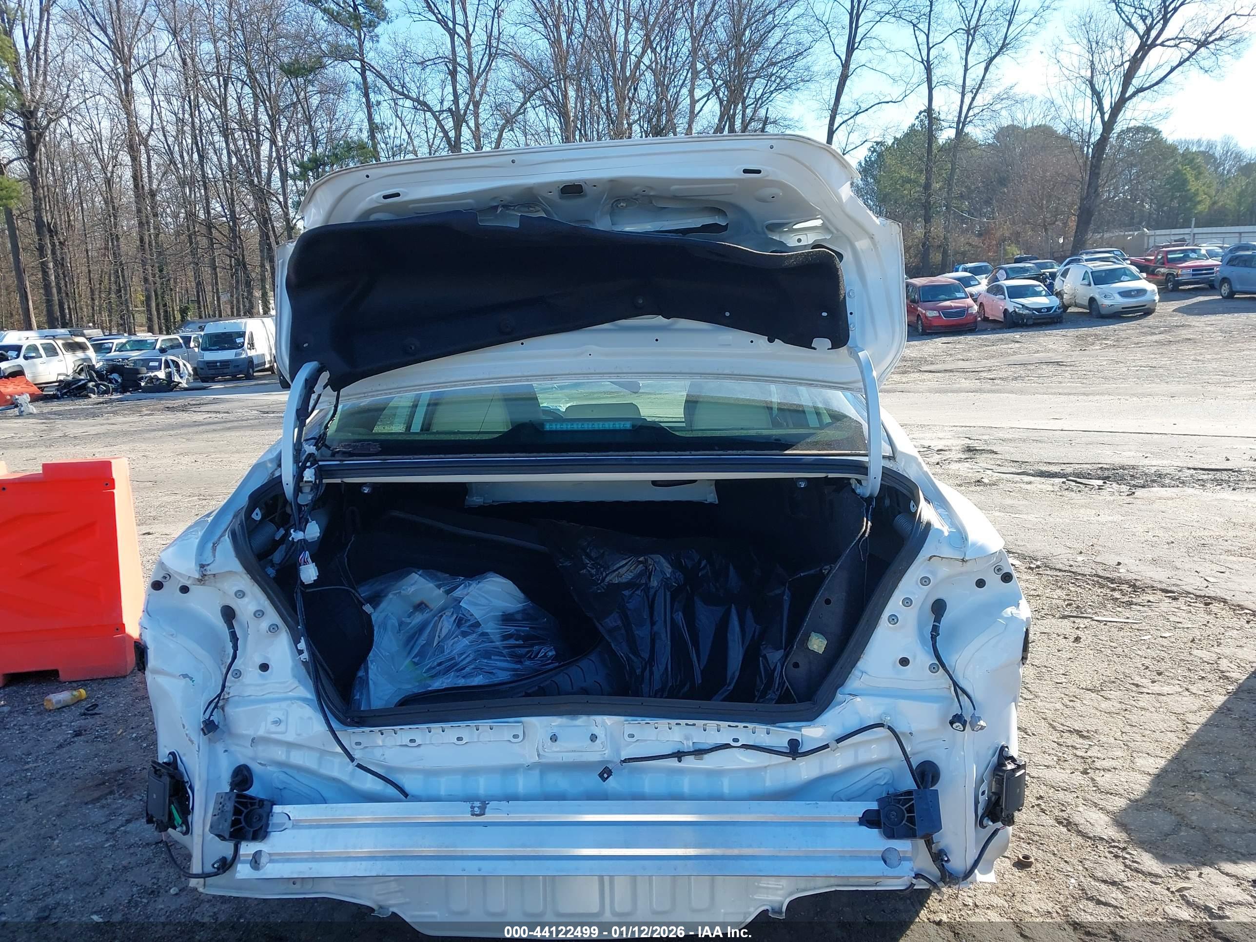 TOYOTA CAMRY image 6