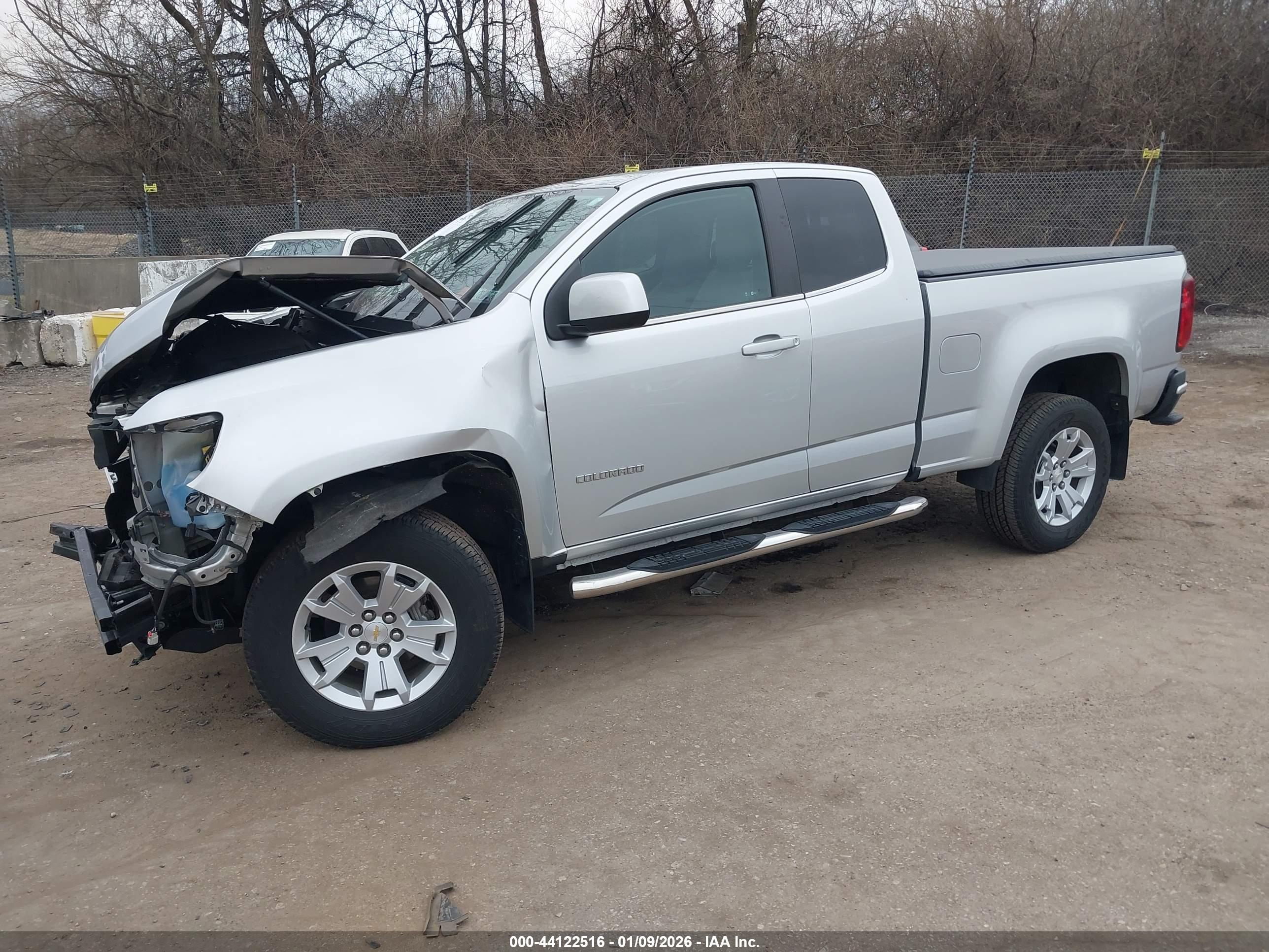 CHEVROLET COLORADO image 2