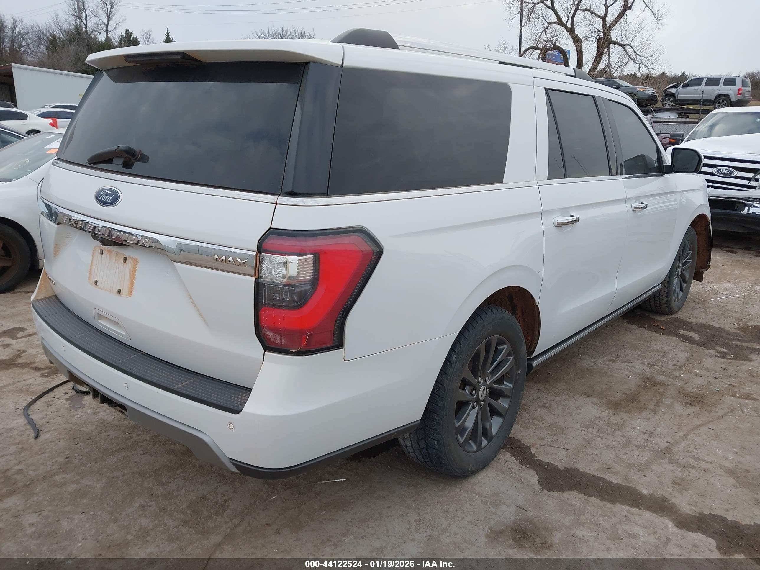 FORD EXPEDITION image 4
