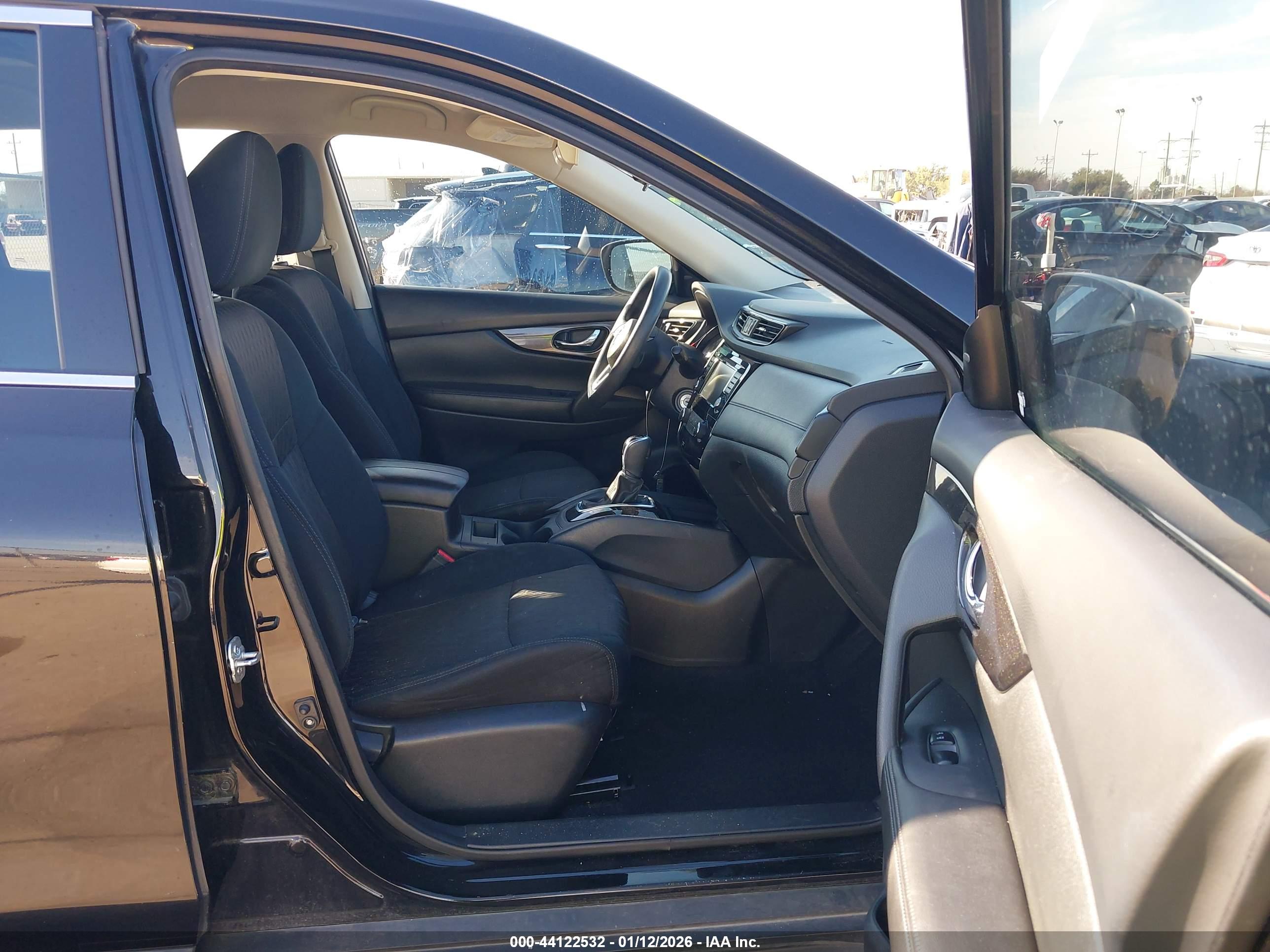 NISSAN ROGUE image 5