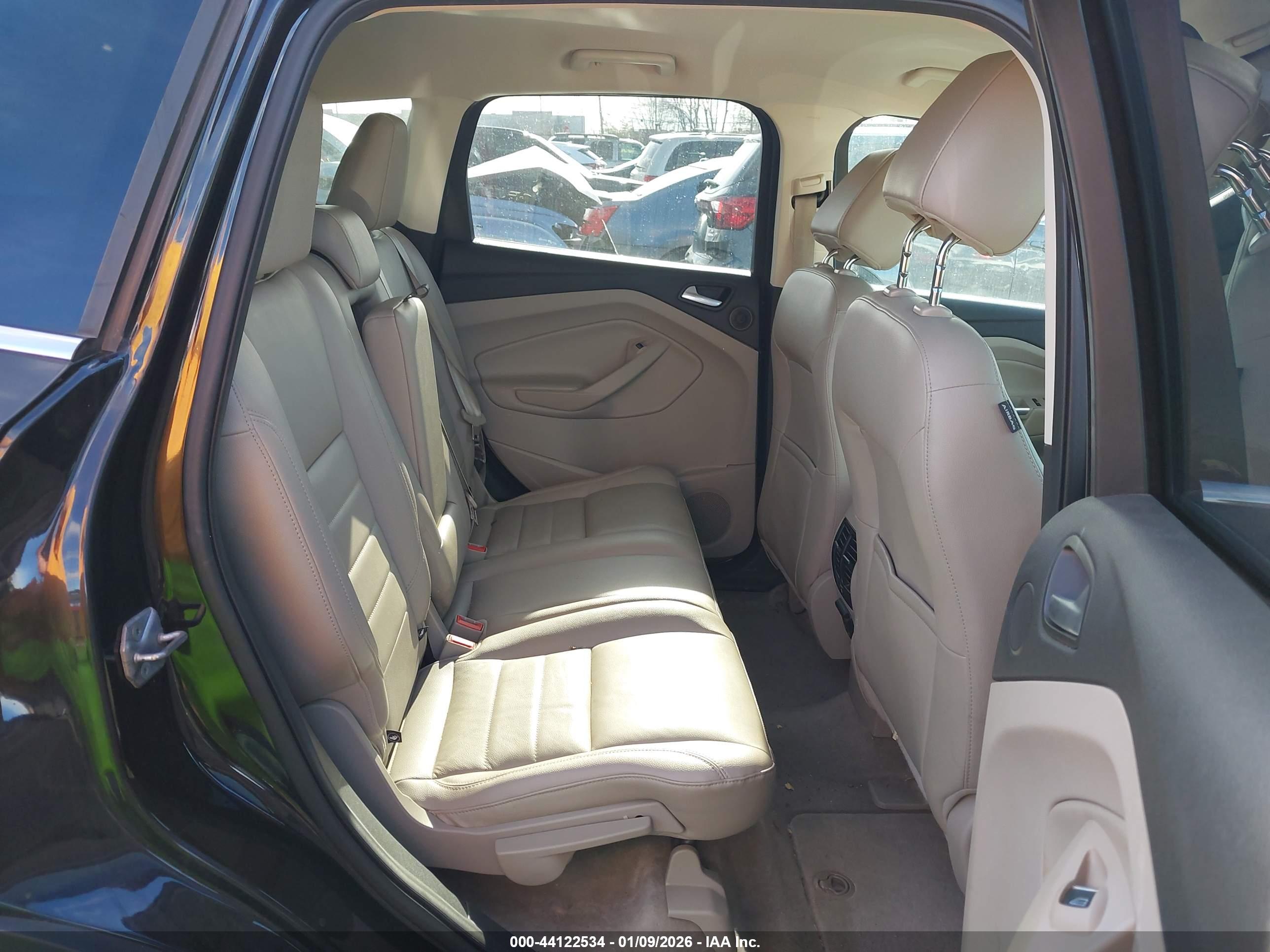 FORD ESCAPE image 8