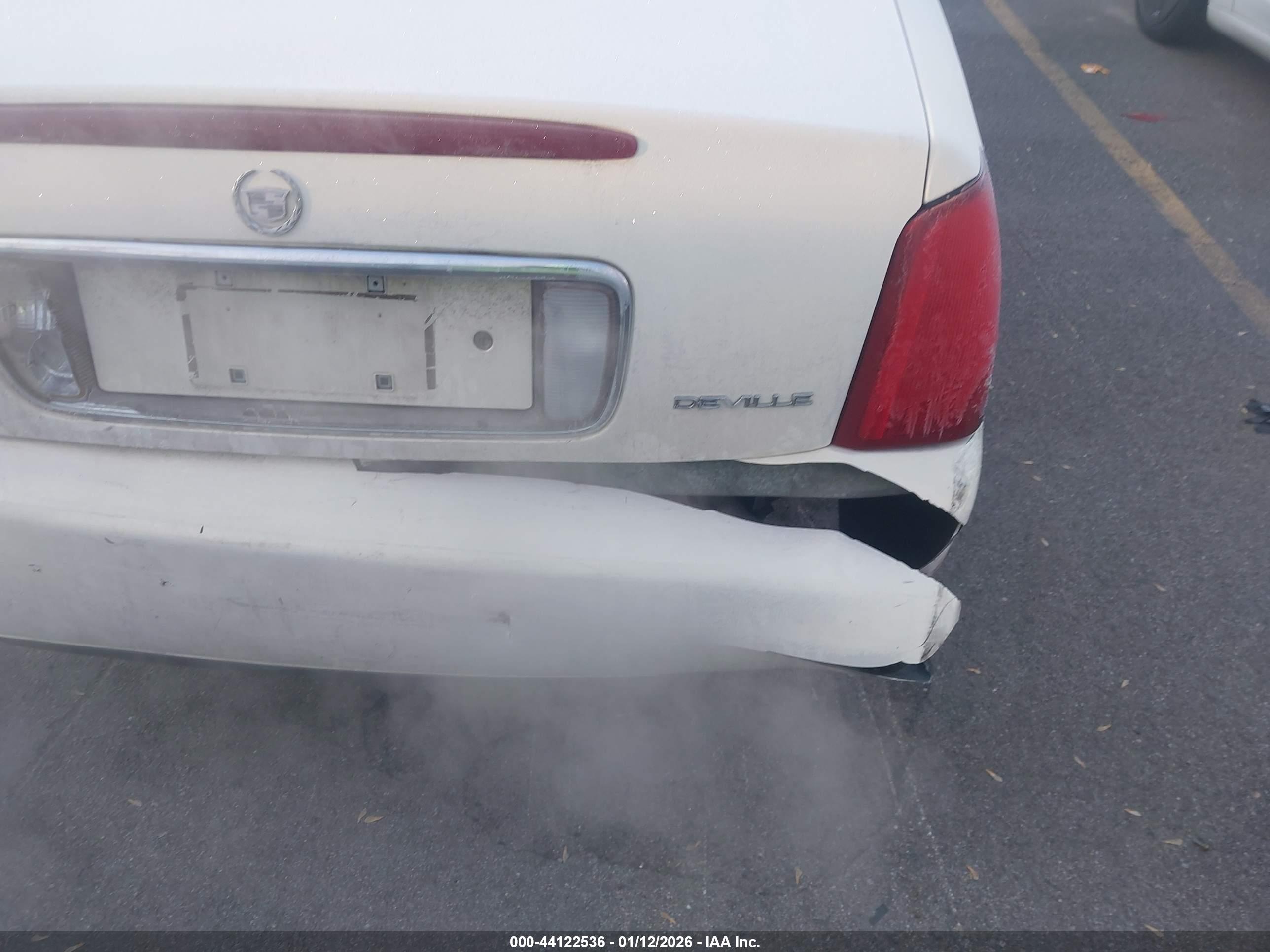 CADILLAC DEVILLE image 6