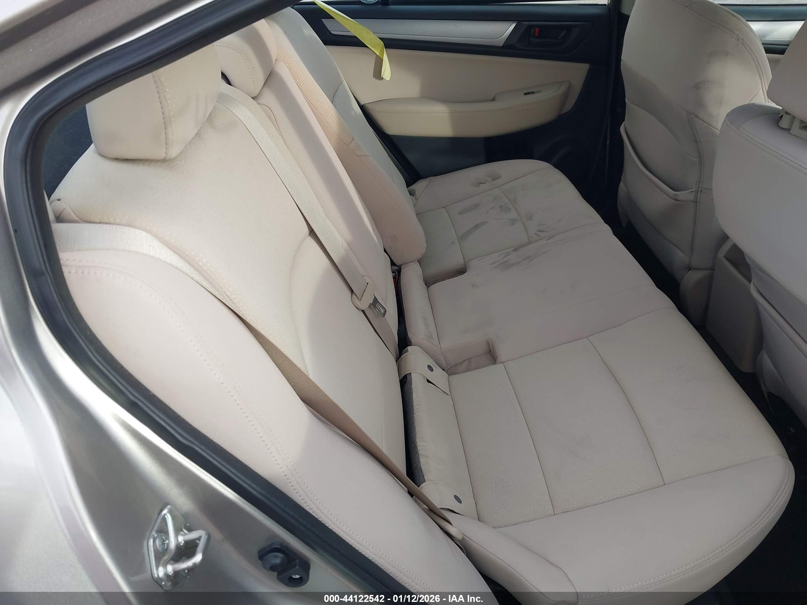 SUBARU LEGACY image 8