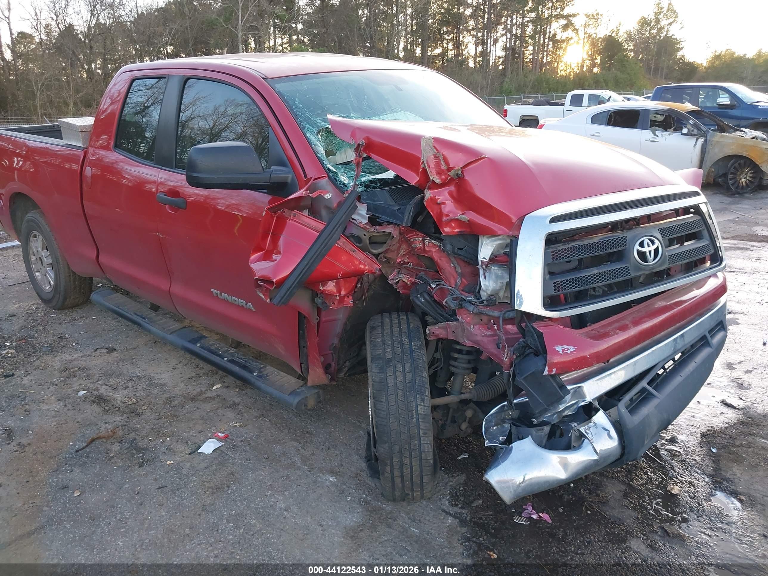 TOYOTA TUNDRA image 6