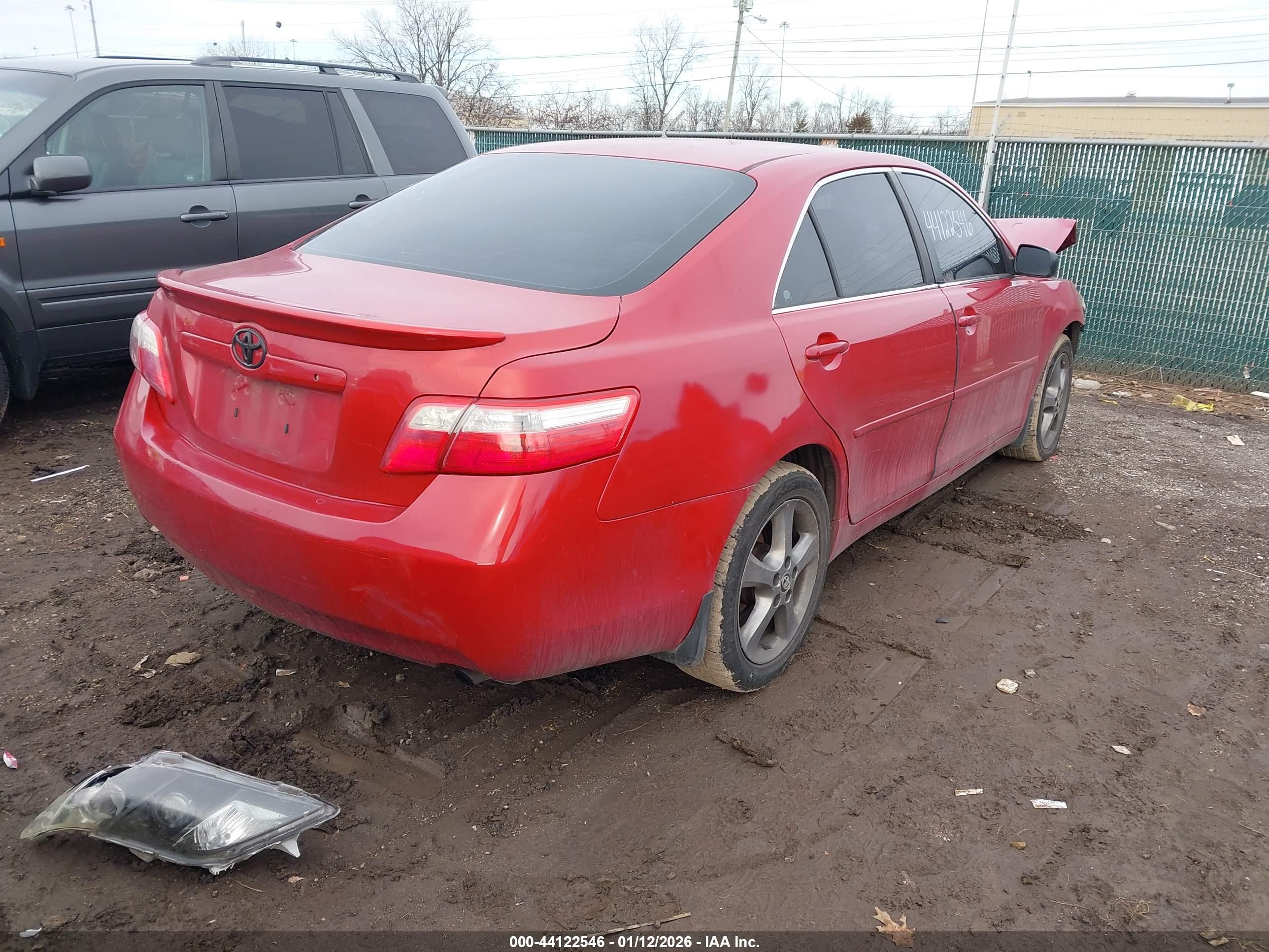 TOYOTA CAMRY image 4
