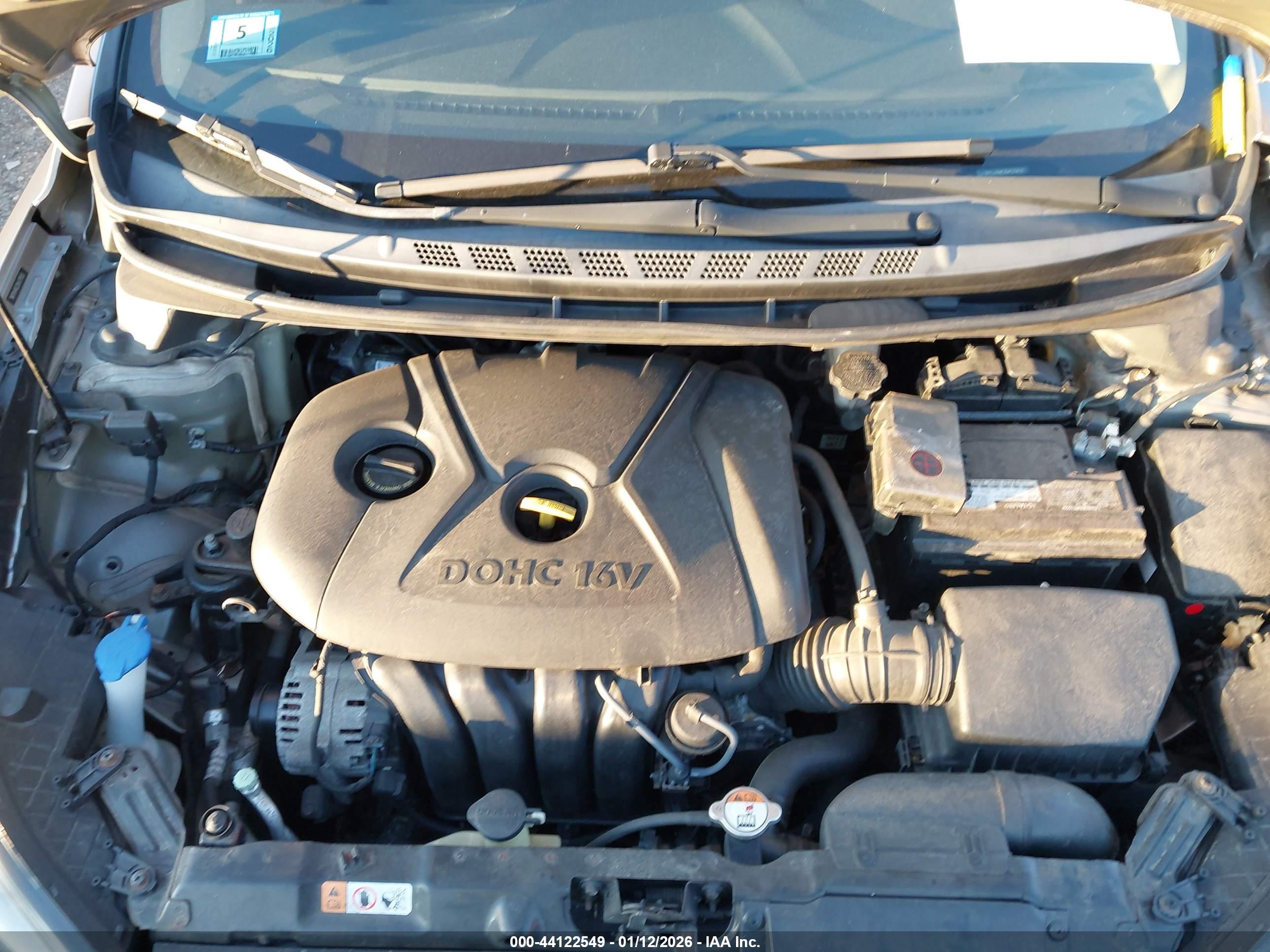 HYUNDAI ELANTRA image 10