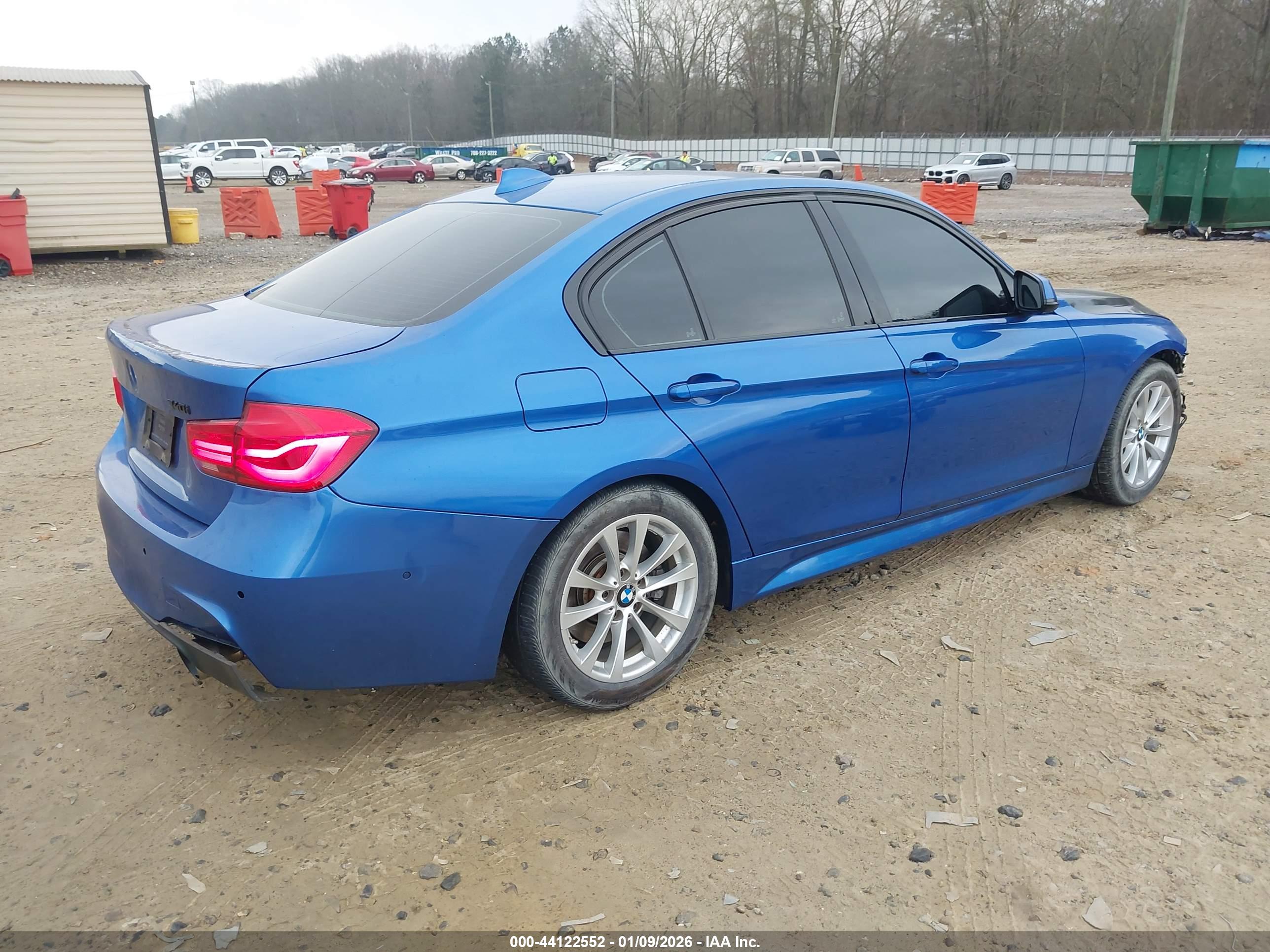 BMW 340I image 4
