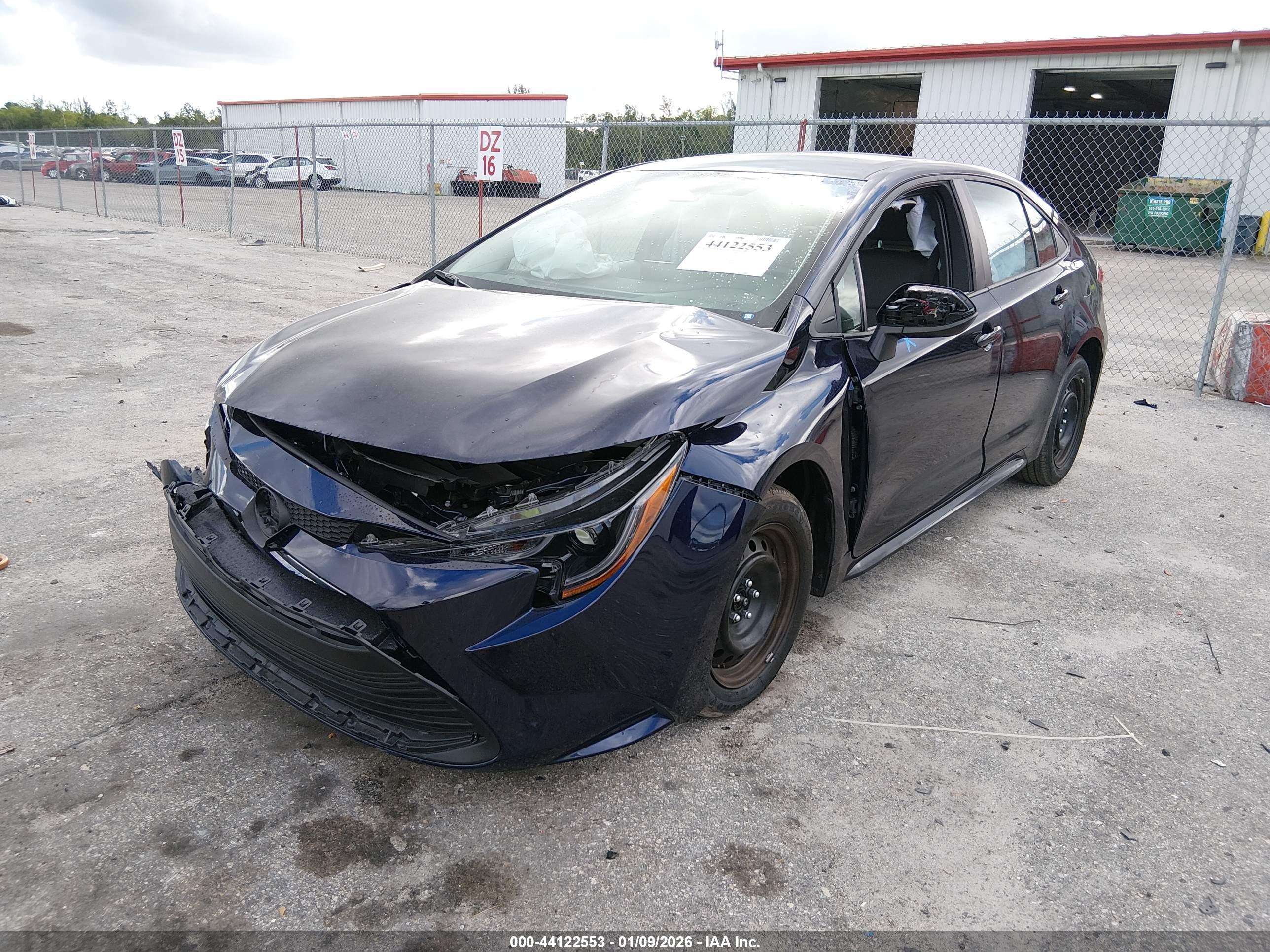 TOYOTA COROLLA image 2