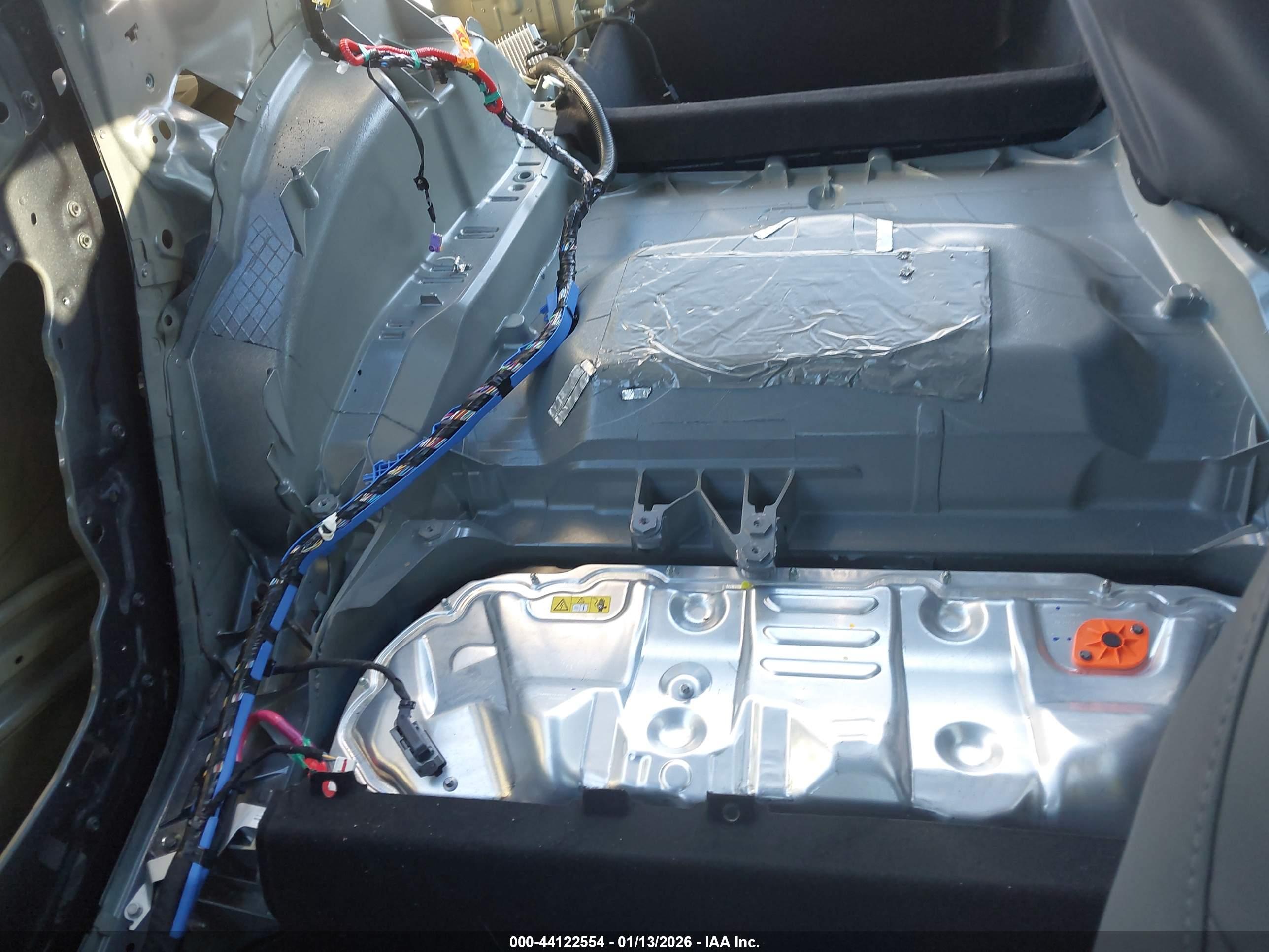 TESLA MODEL image 10