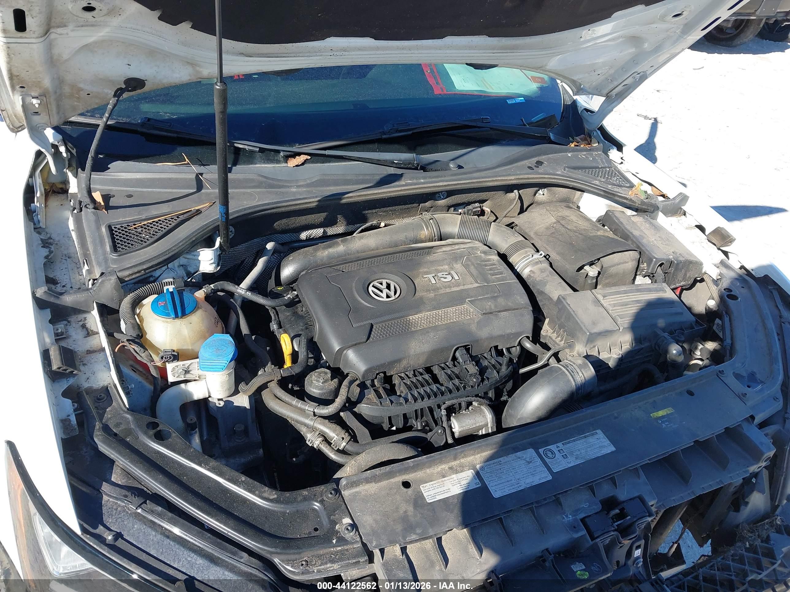 VOLKSWAGEN PASSAT image 10