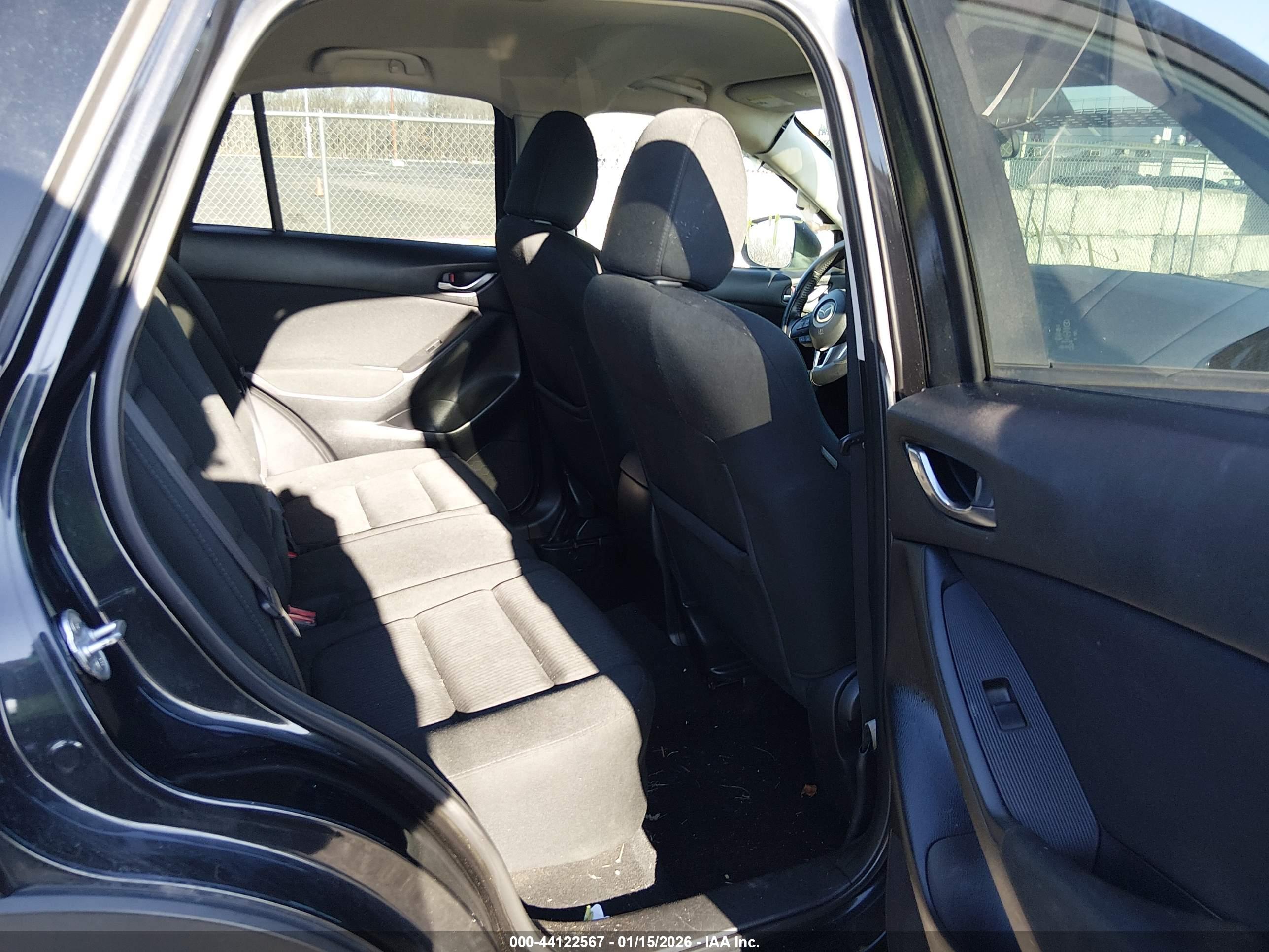 MAZDA CX-5 image 8