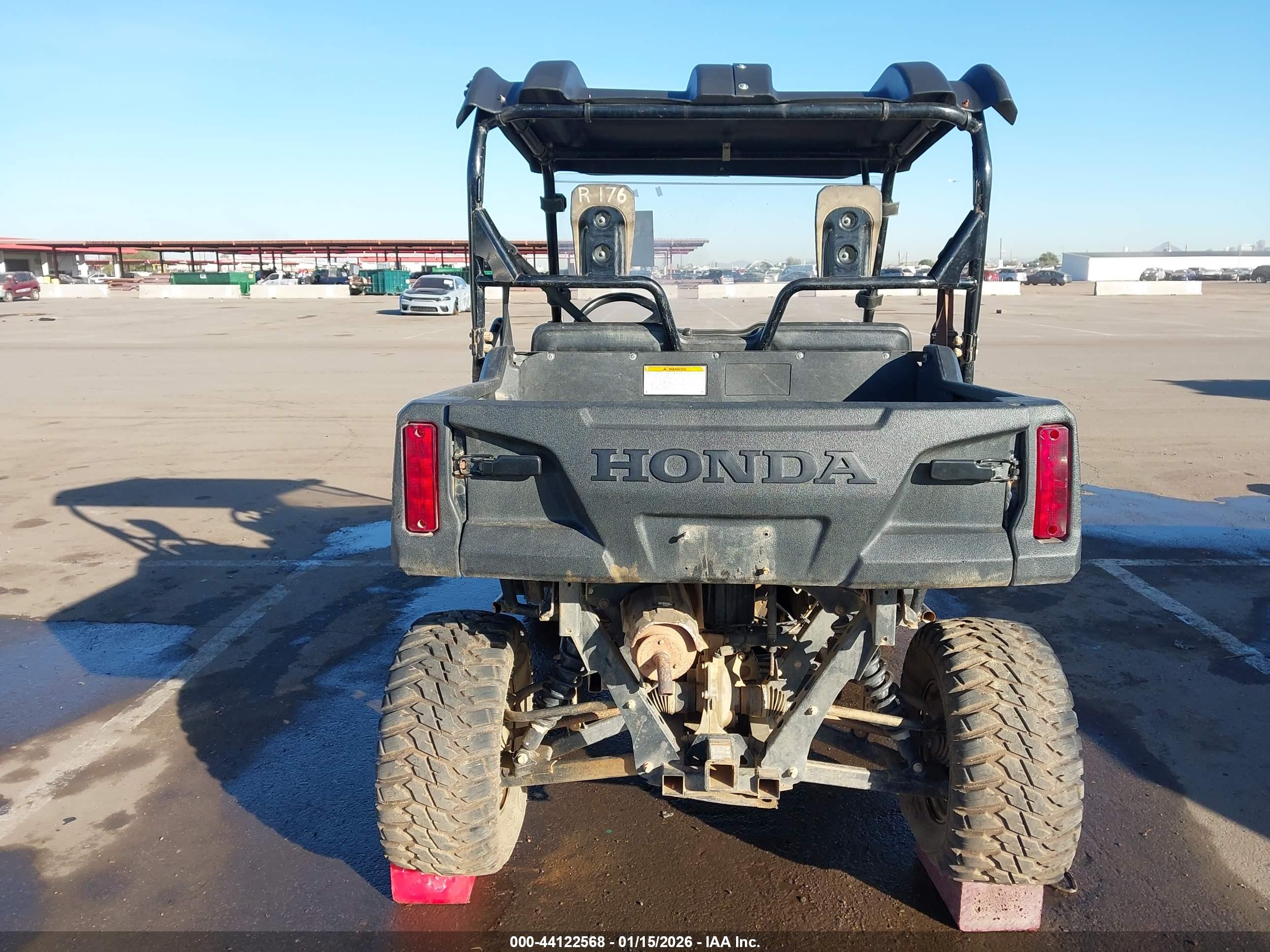 HONDA SXS700 image 6