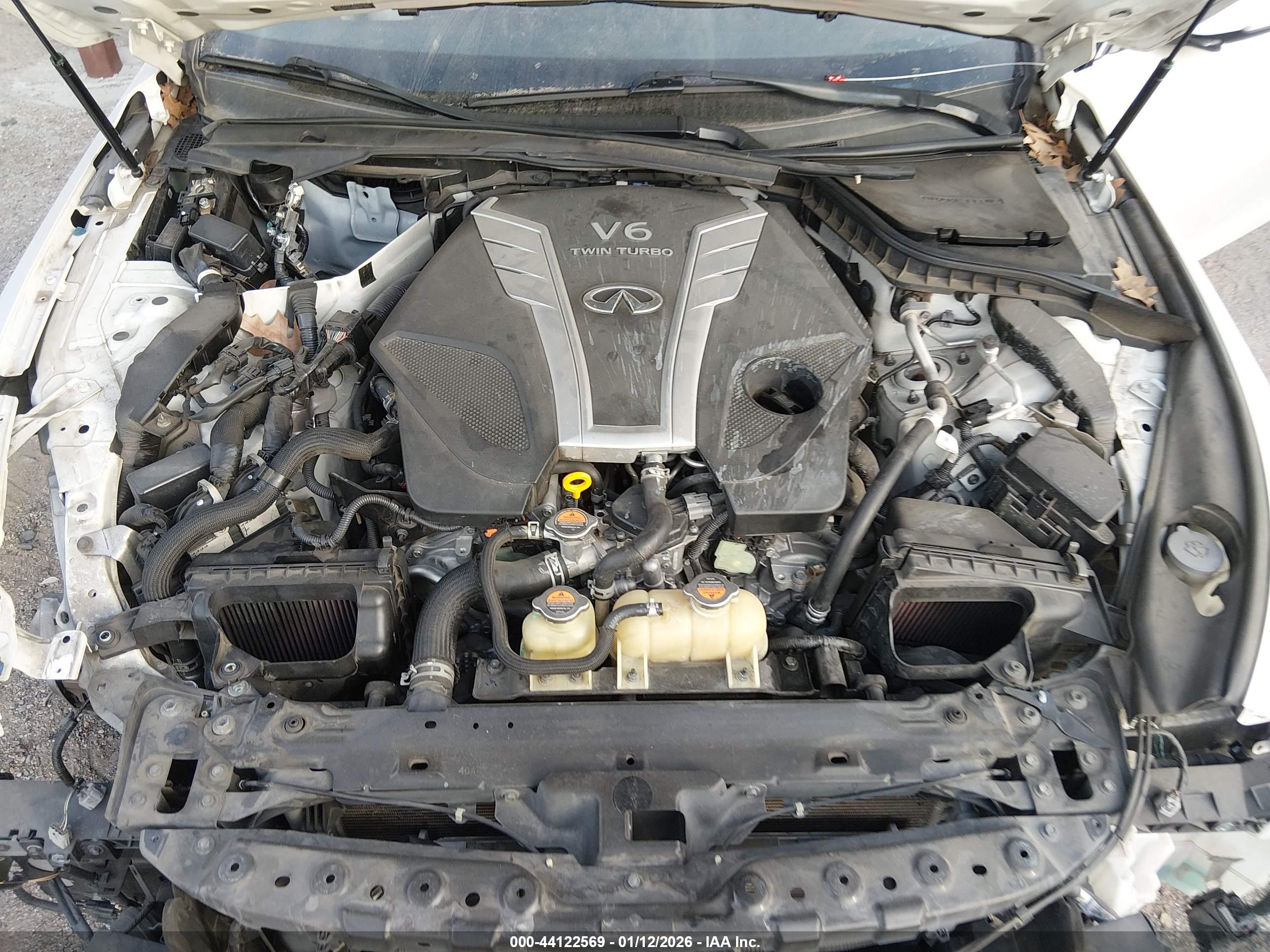 INFINITI Q50 image 10