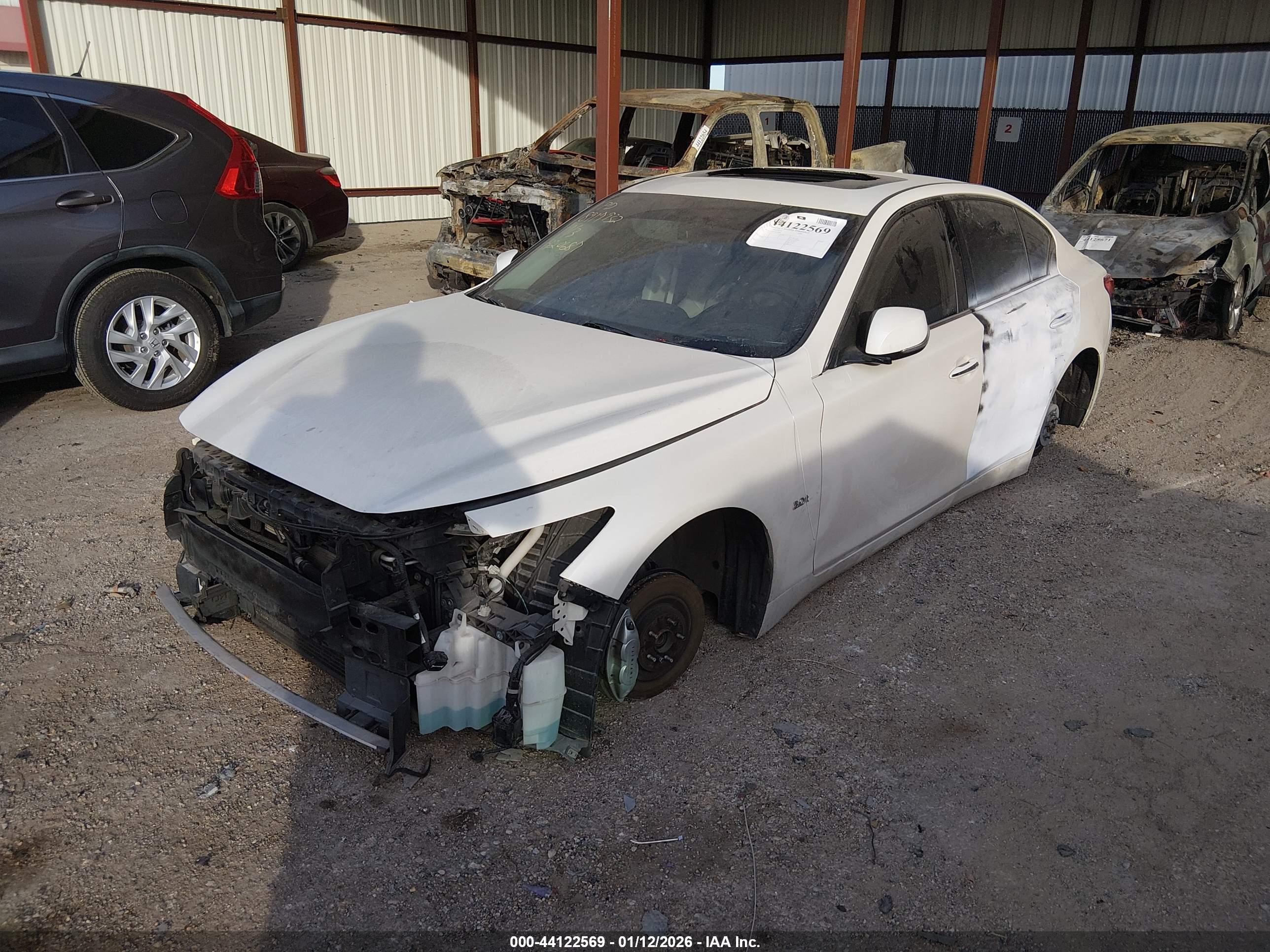 INFINITI Q50 image 2