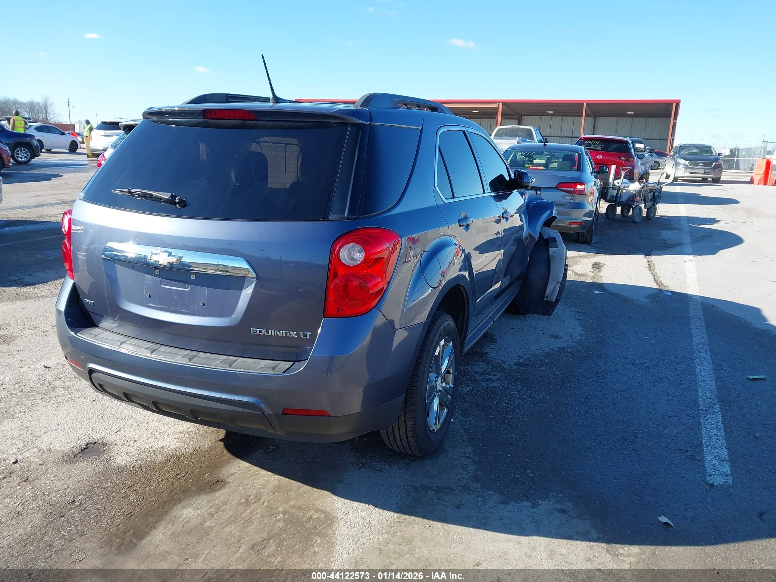 CHEVROLET EQUINOX image 4