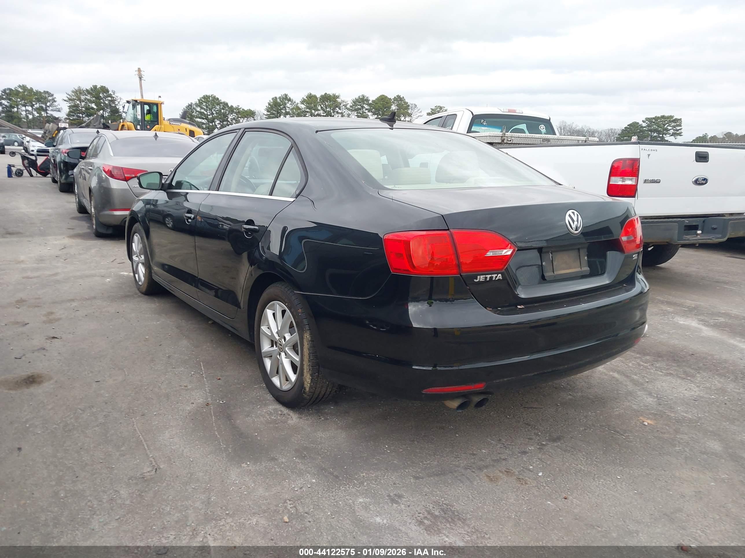 VOLKSWAGEN JETTA image 3