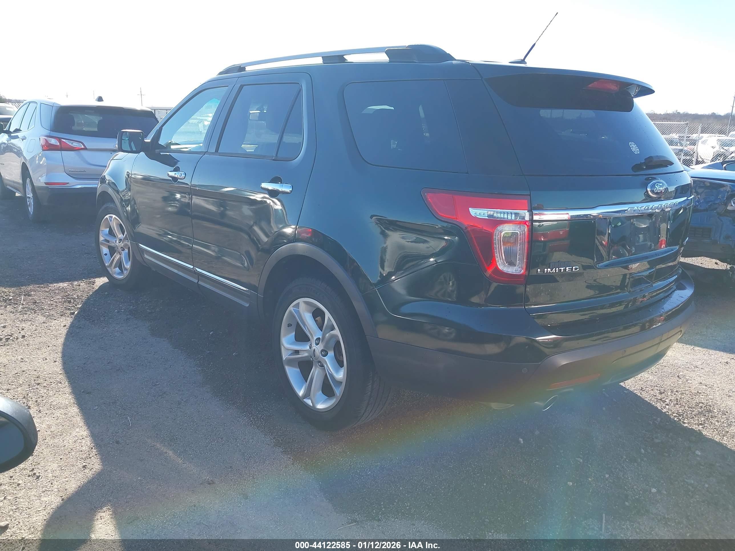 FORD EXPLORER image 3