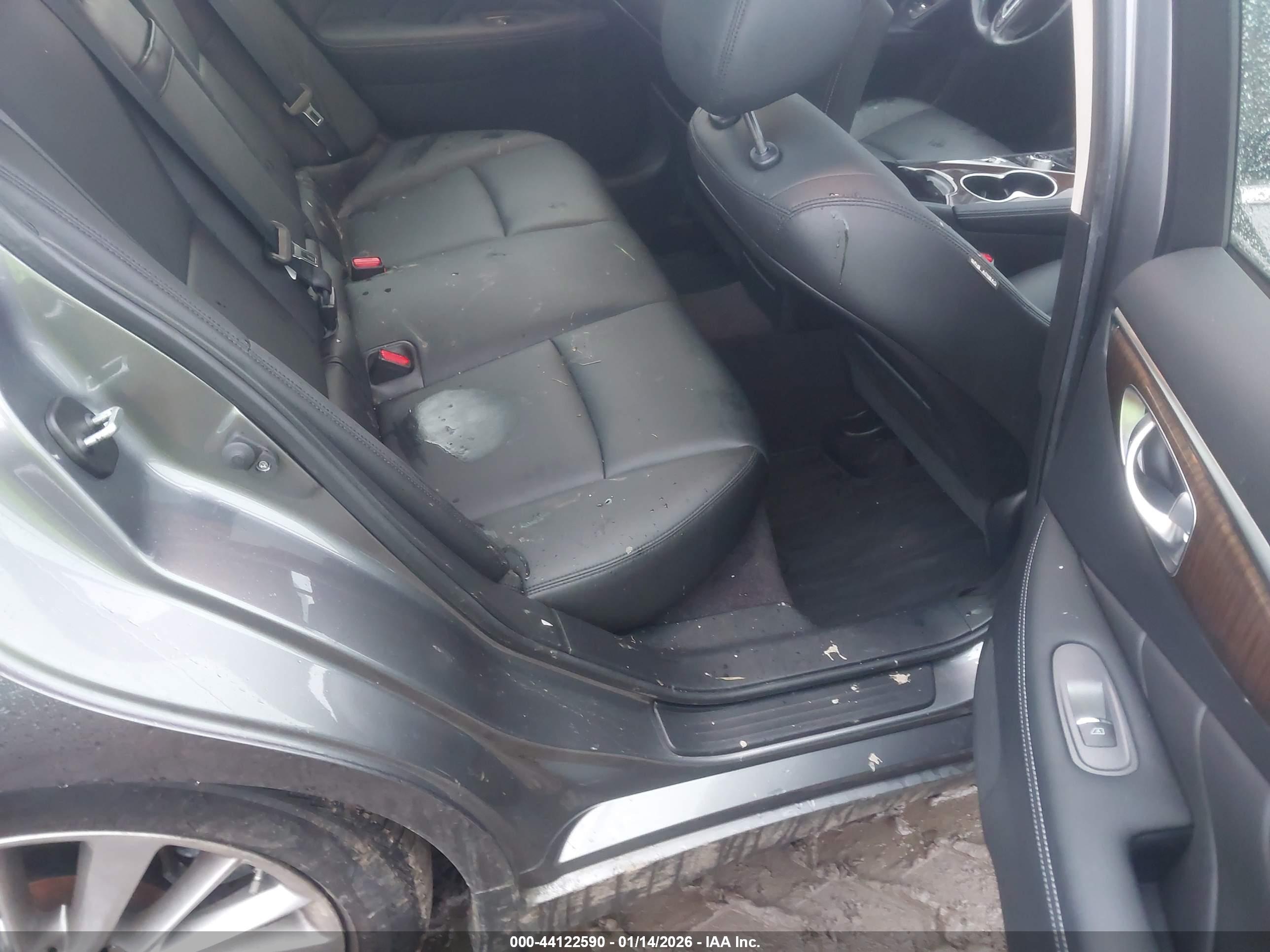INFINITI Q50 image 8