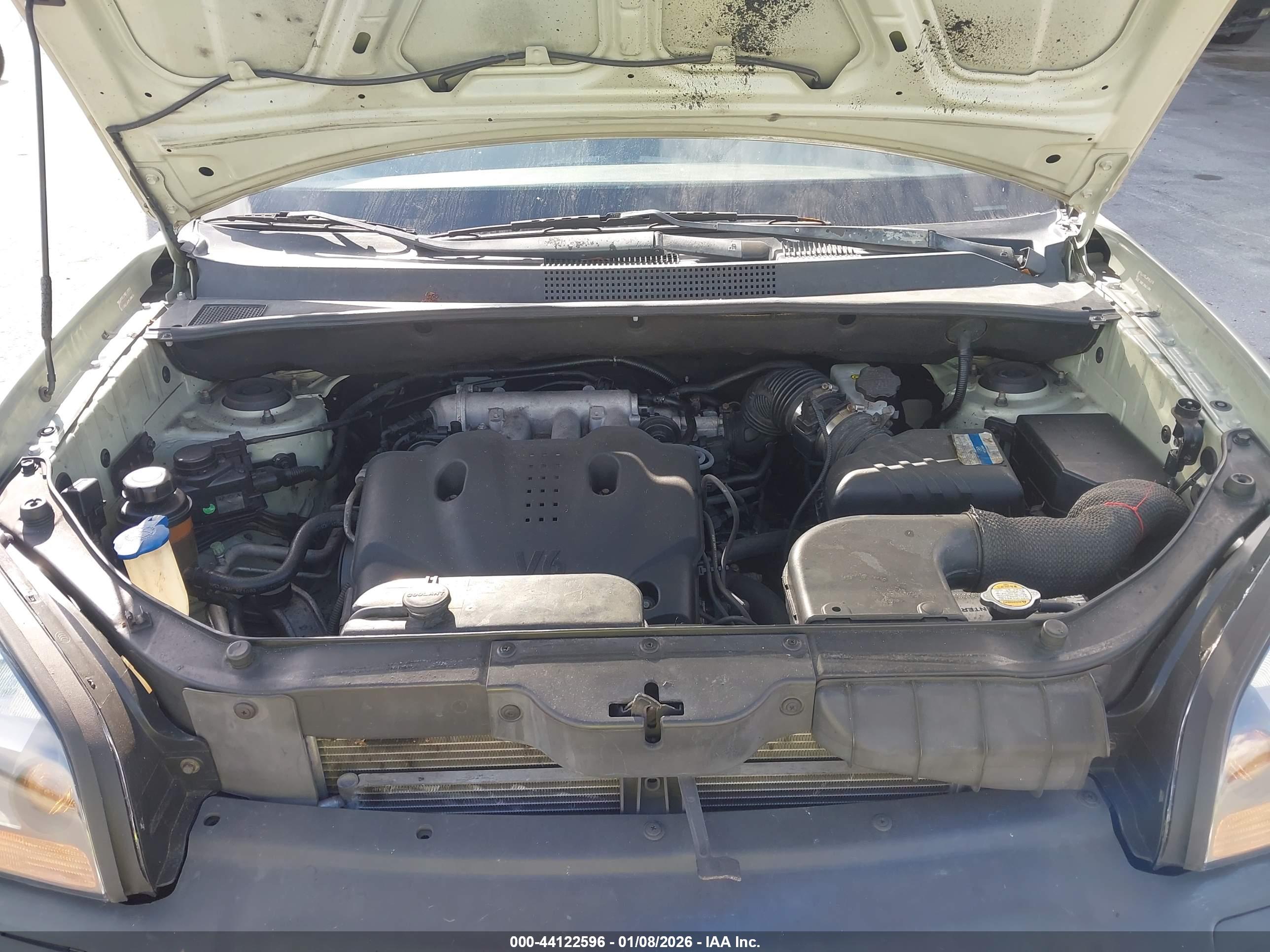 HYUNDAI TUCSON image 10