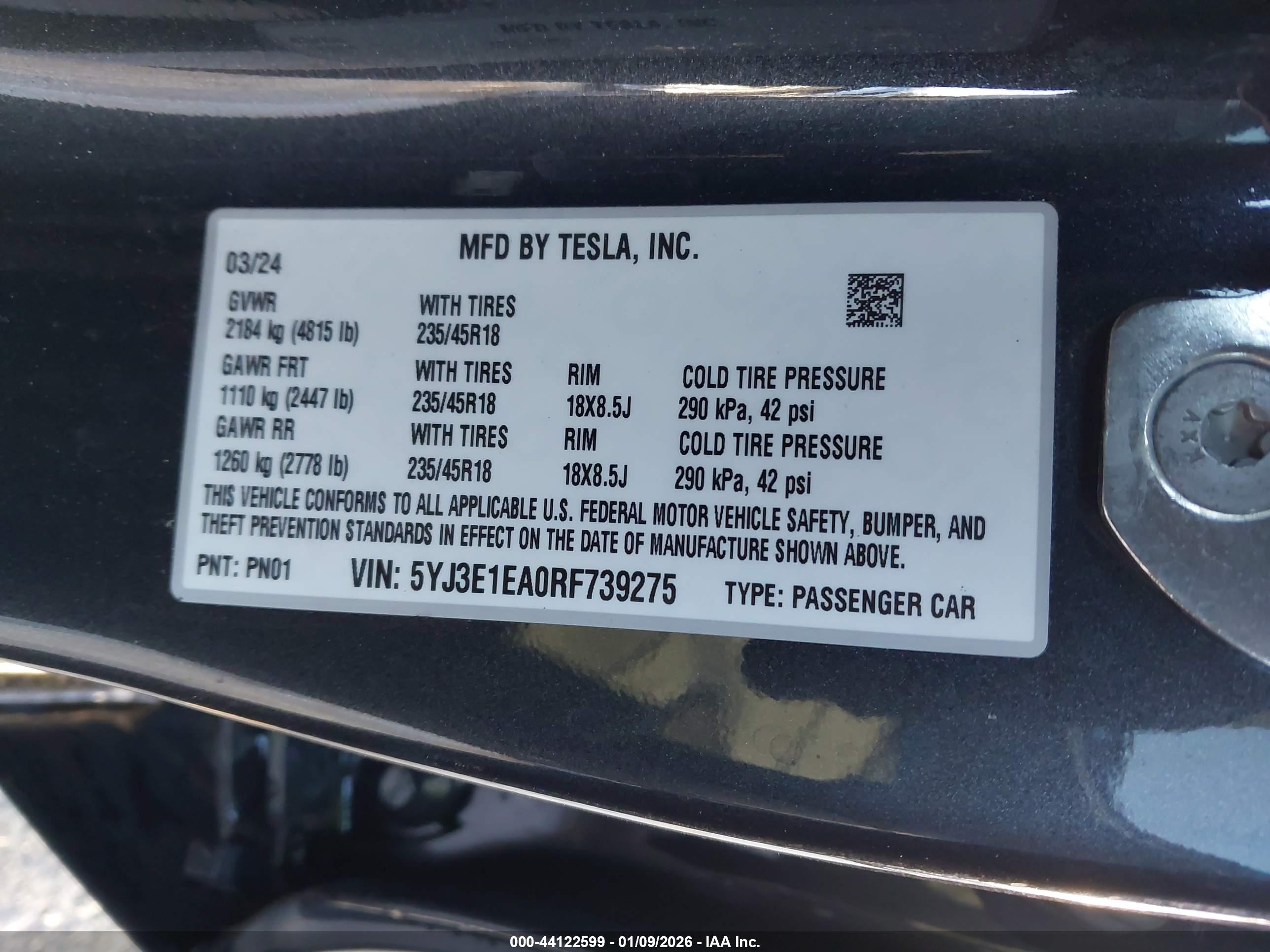 TESLA MODEL image 9