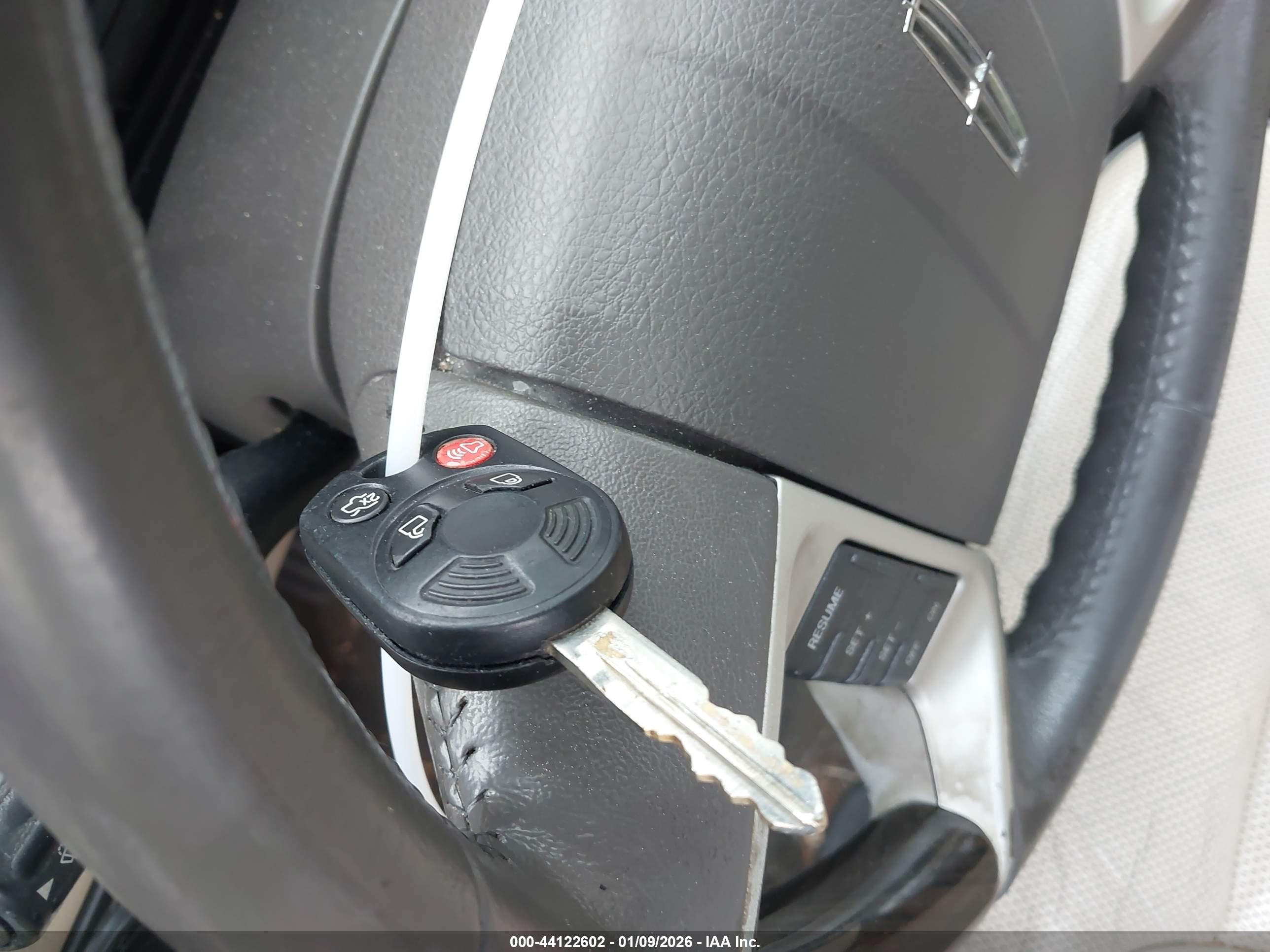LINCOLN MKX image 11