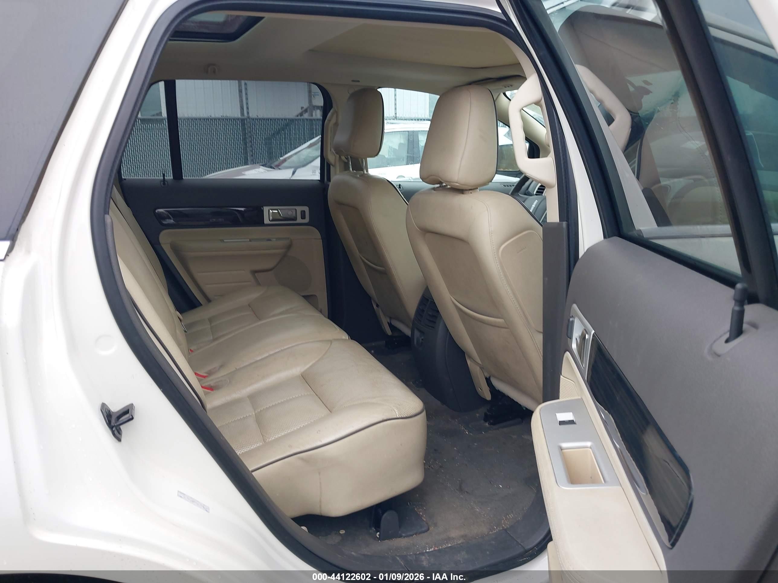 LINCOLN MKX image 8