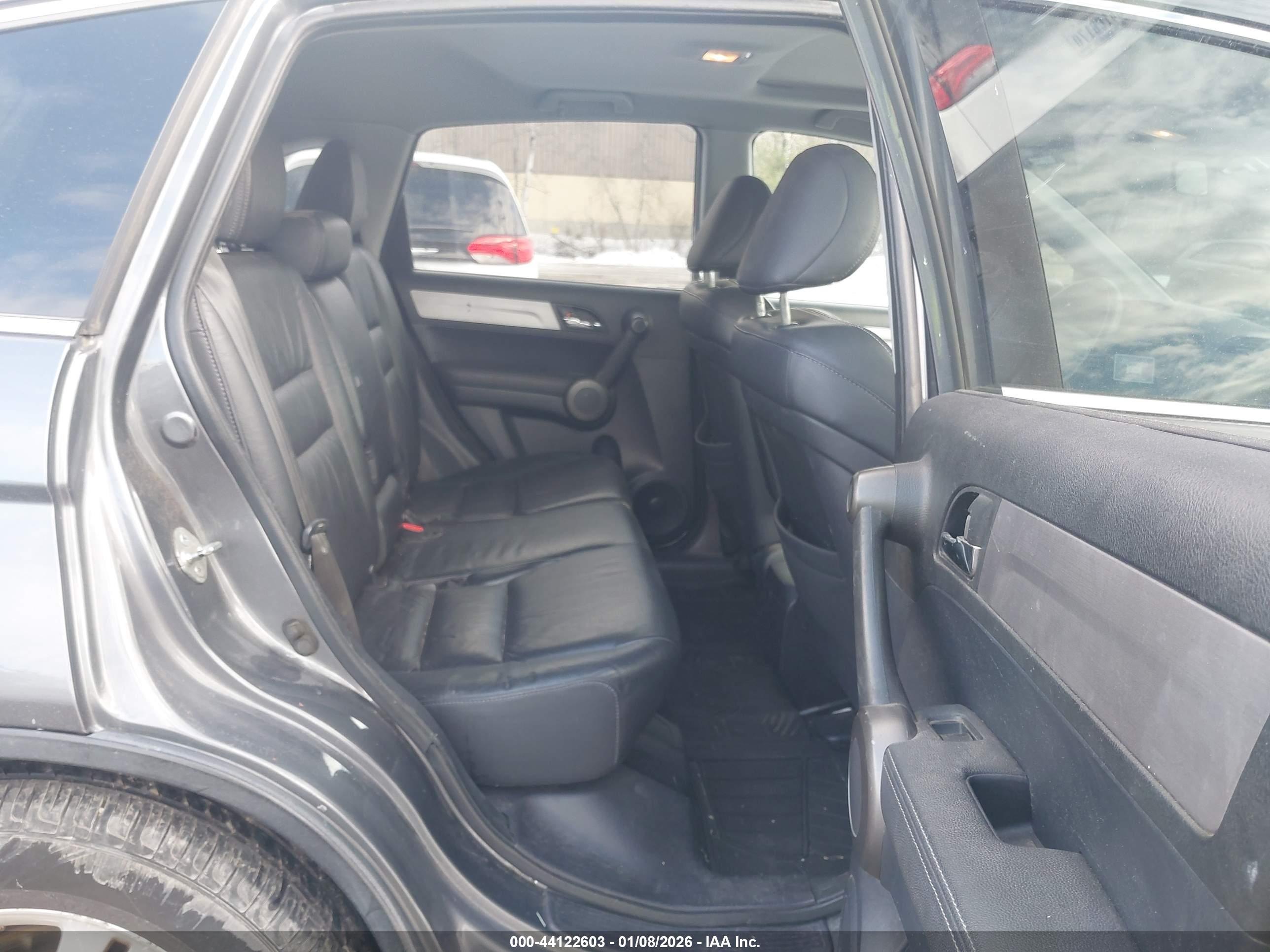 HONDA CR-V image 8