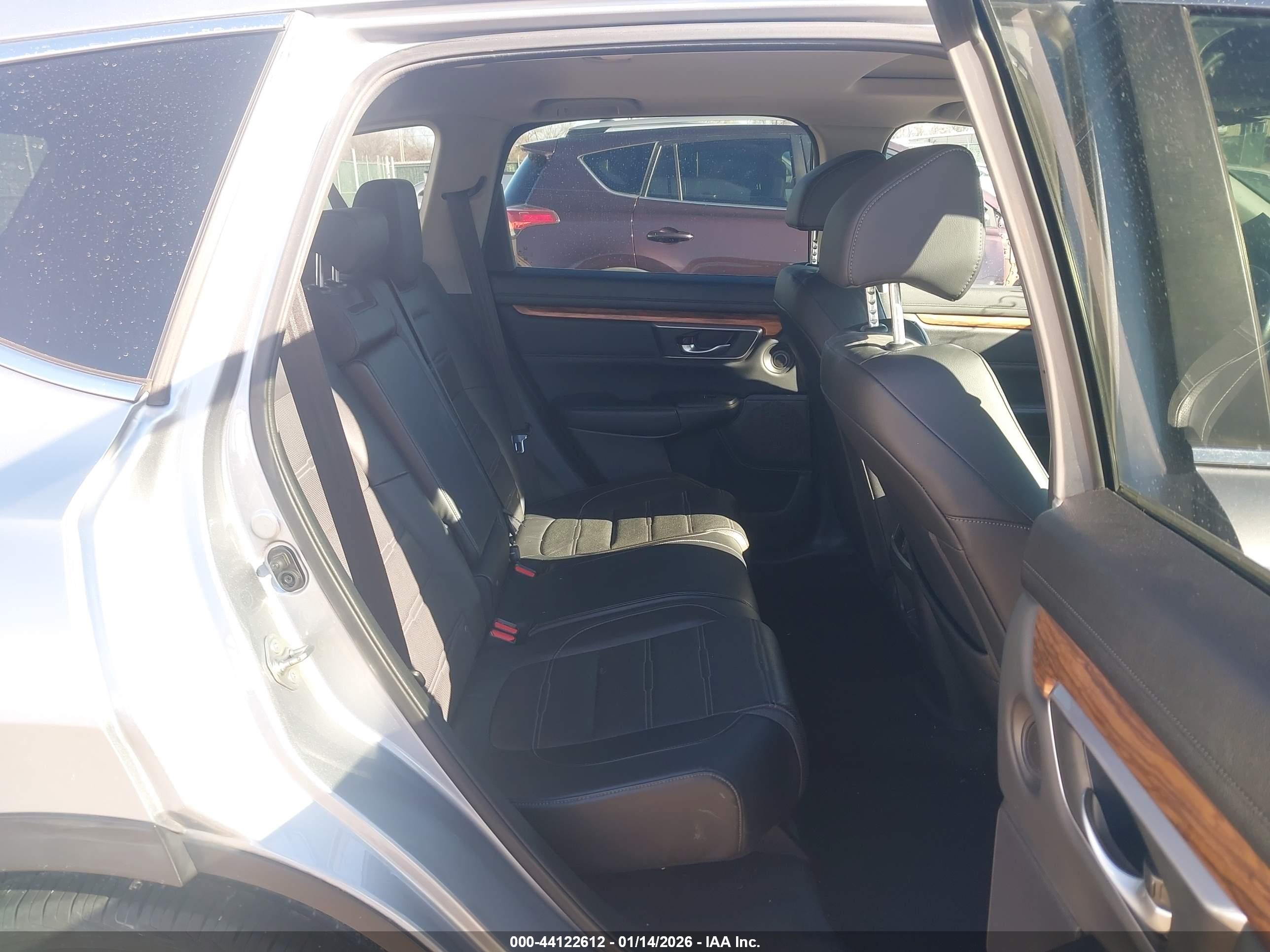 HONDA CR-V image 8