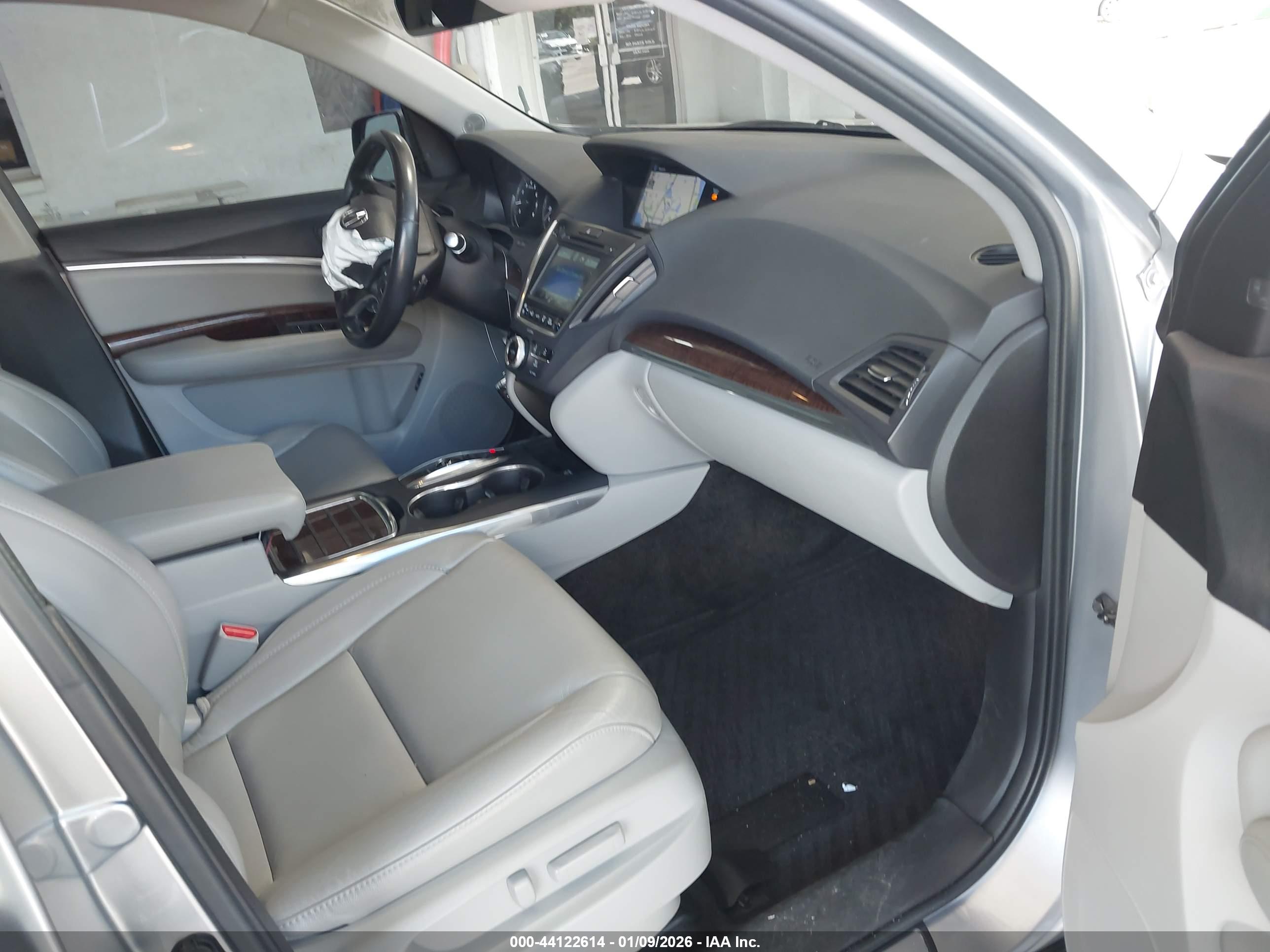 ACURA MDX image 5