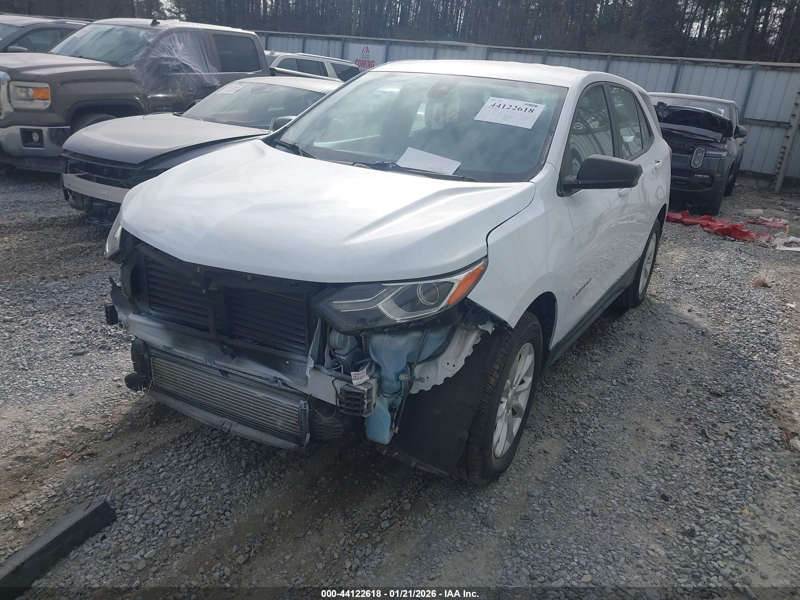 CHEVROLET EQUINOX image 2