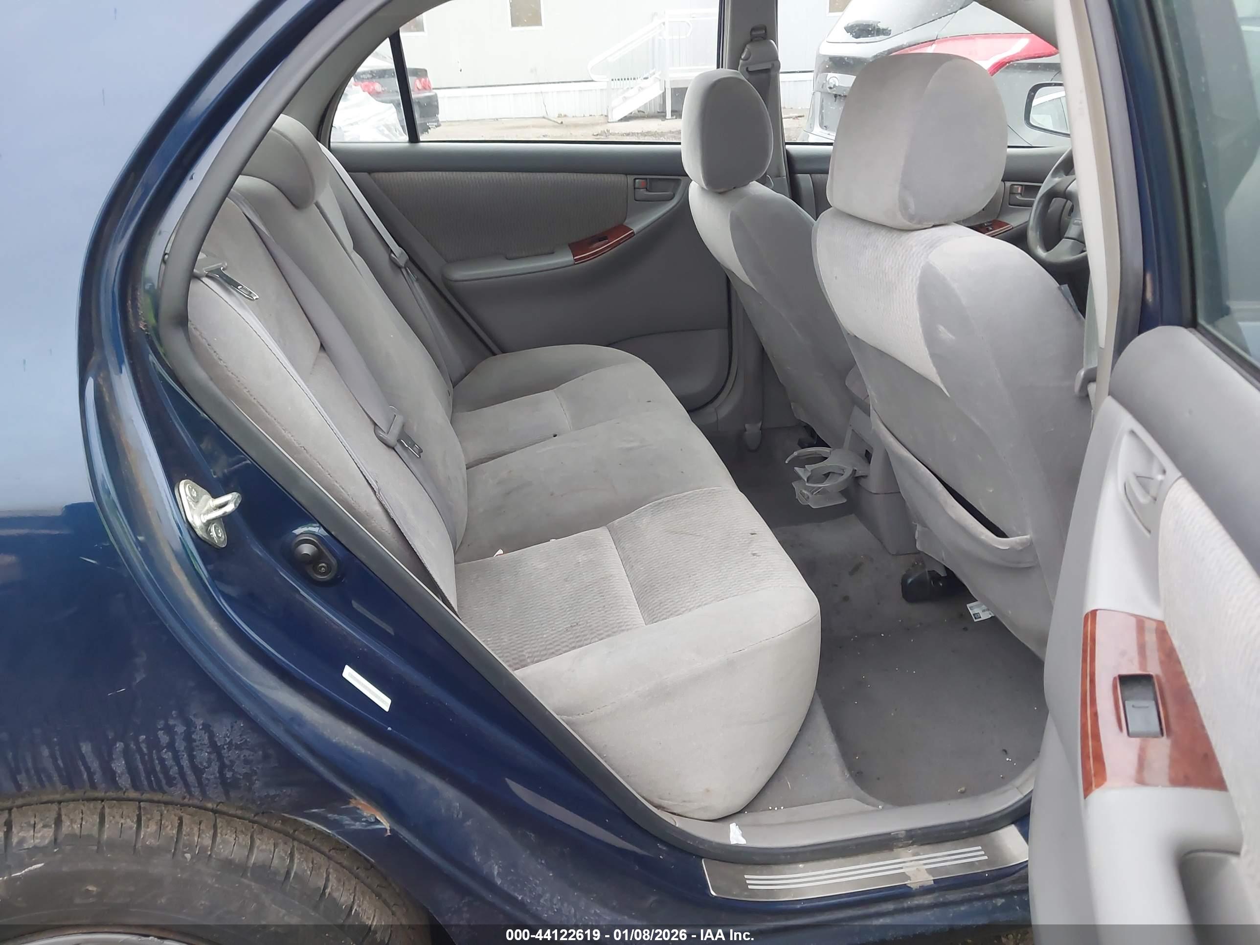 TOYOTA COROLLA image 8