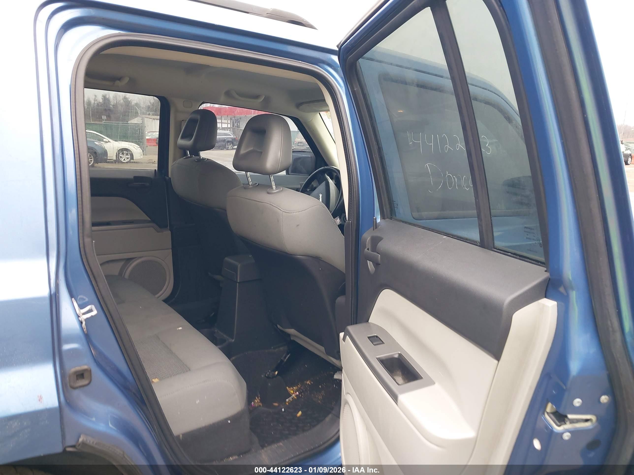 JEEP PATRIOT image 8