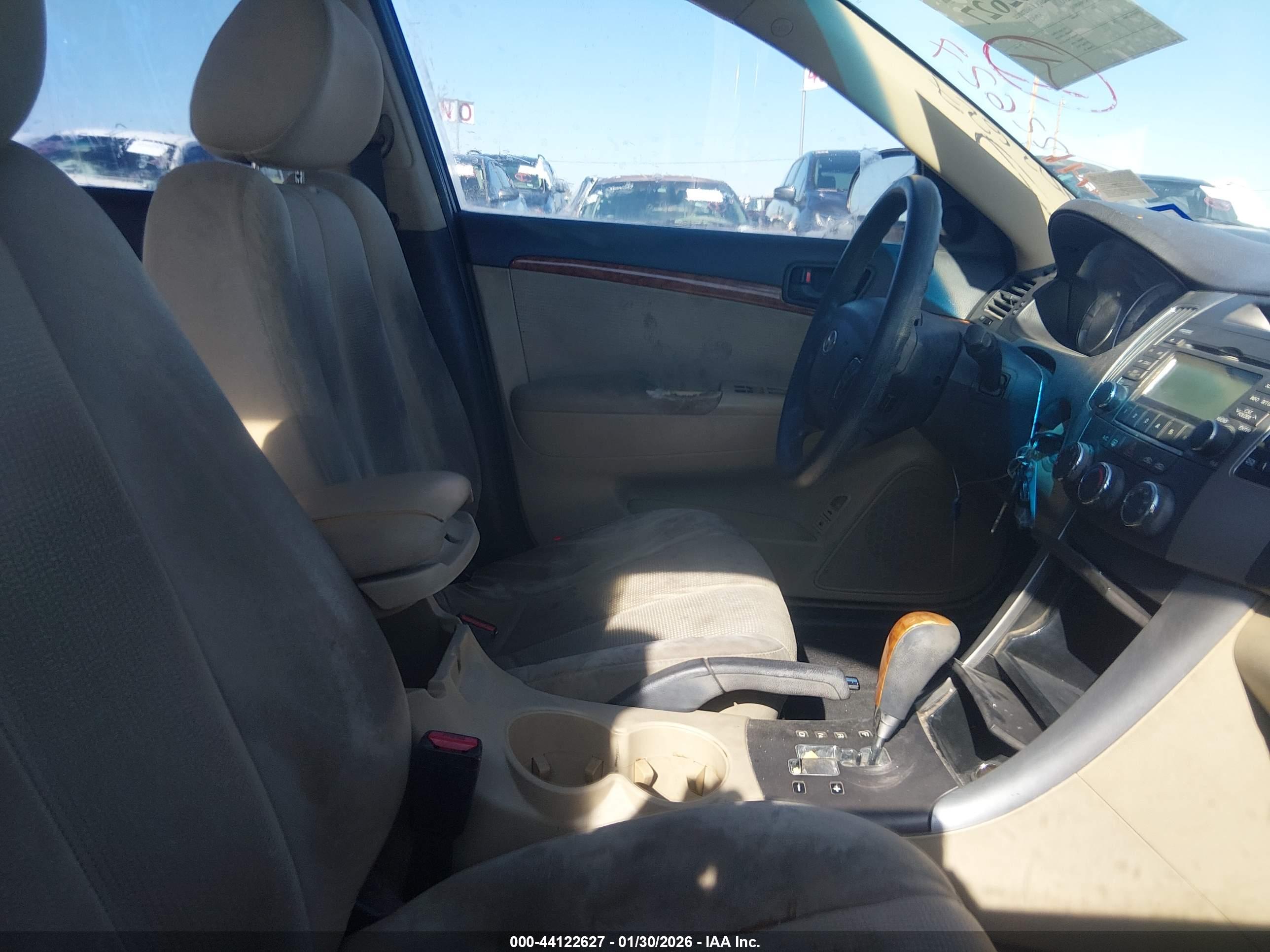 HYUNDAI SONATA image 5