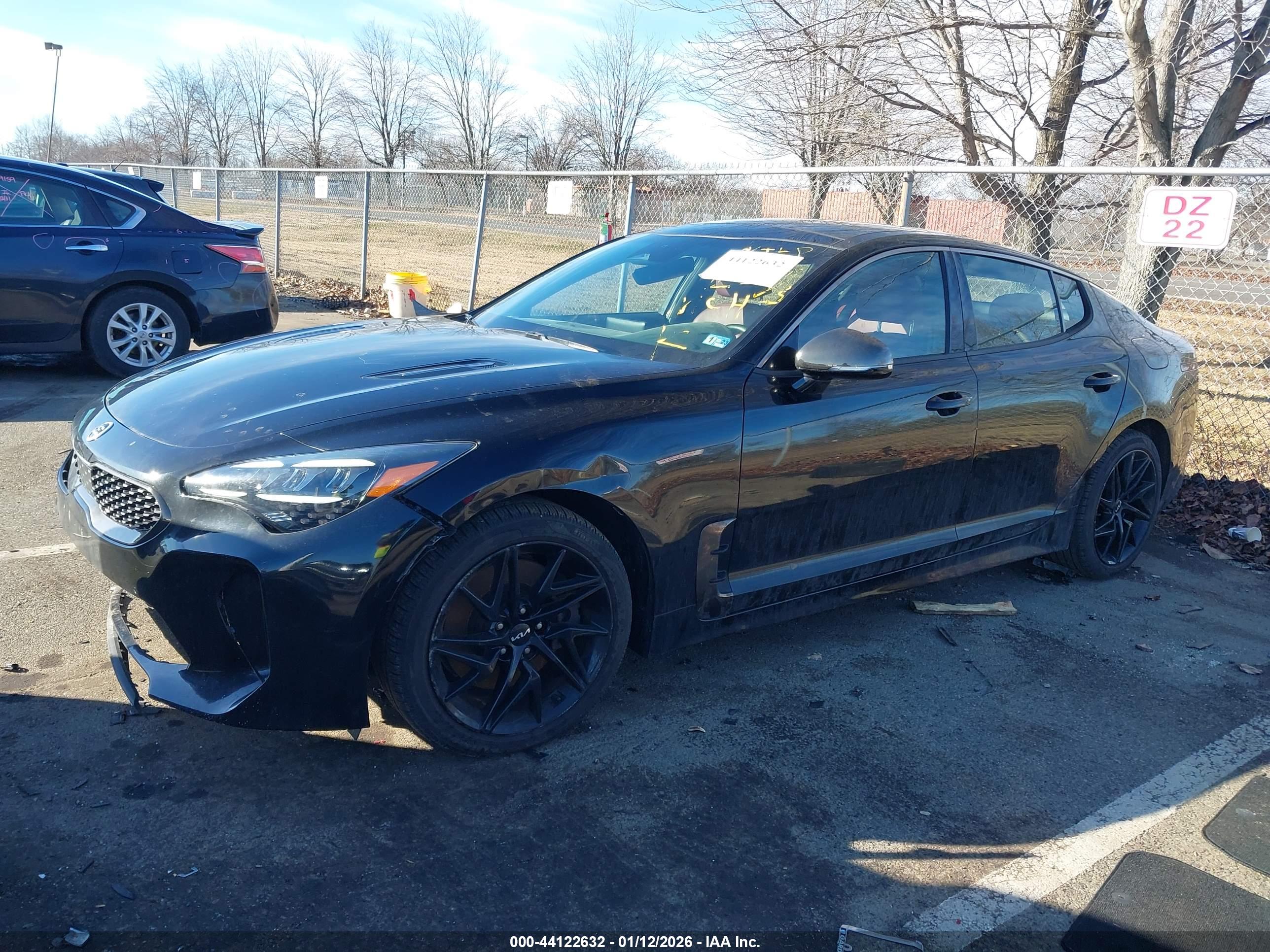 KIA STINGER image 2