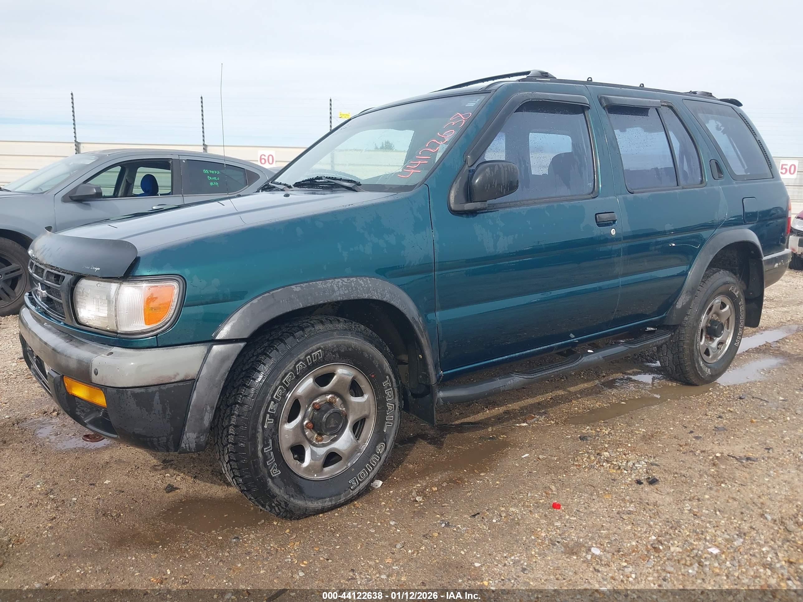 NISSAN PATHFINDER image 2