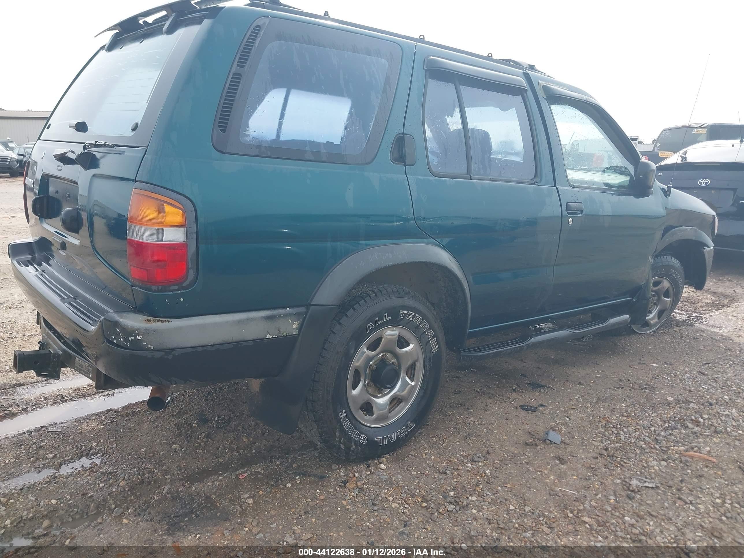 NISSAN PATHFINDER image 4
