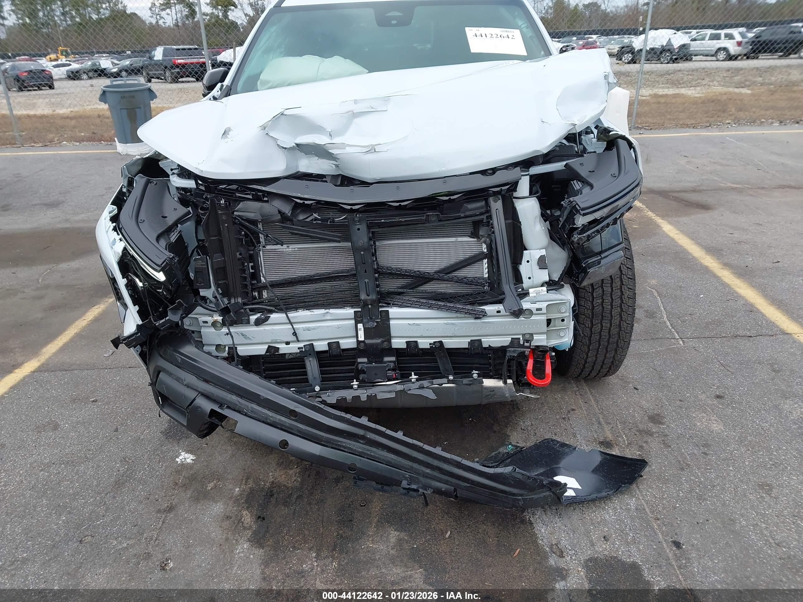 CHEVROLET TRAVERSE image 6