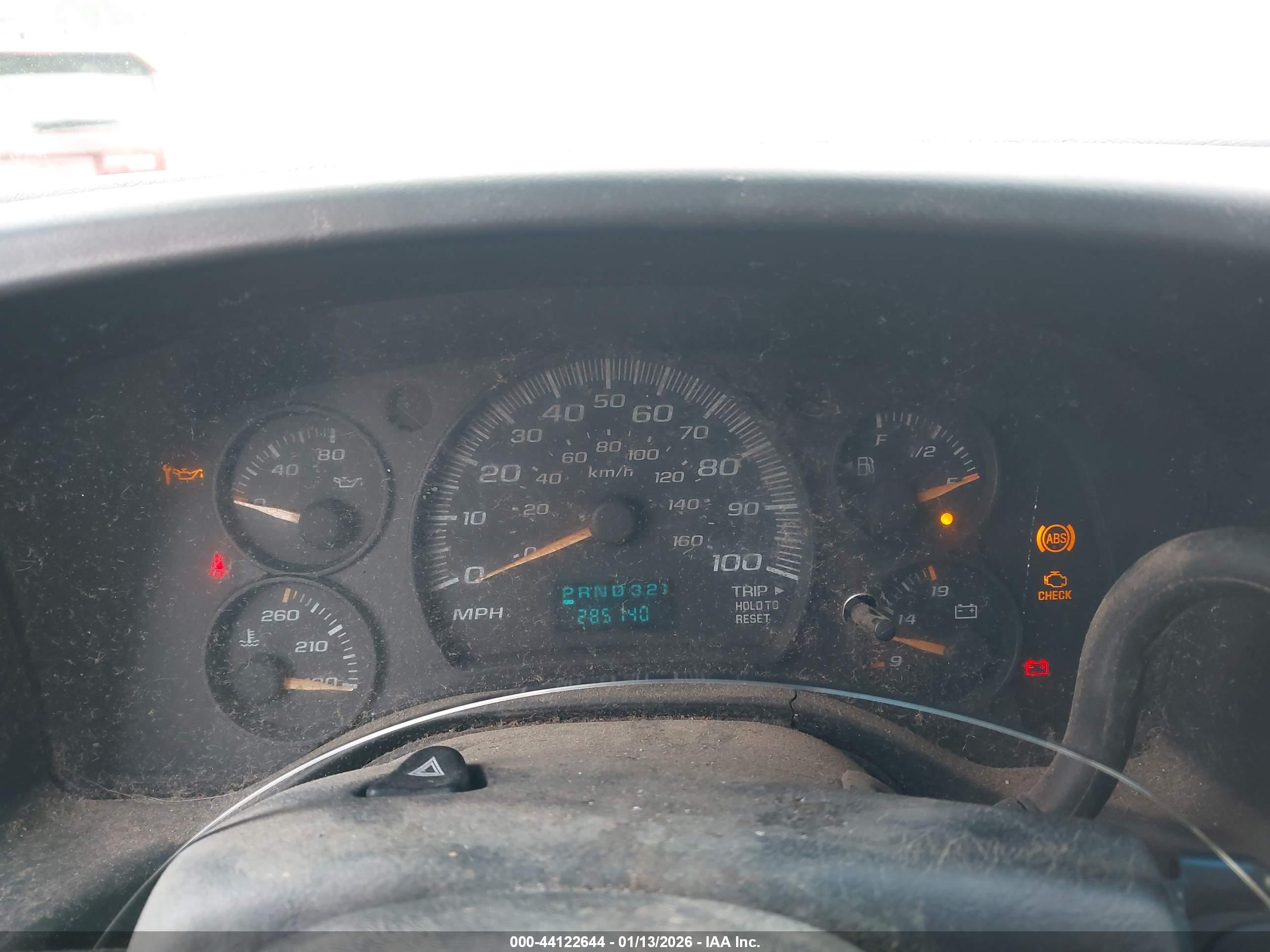 CHEVROLET EXPRESS image 7