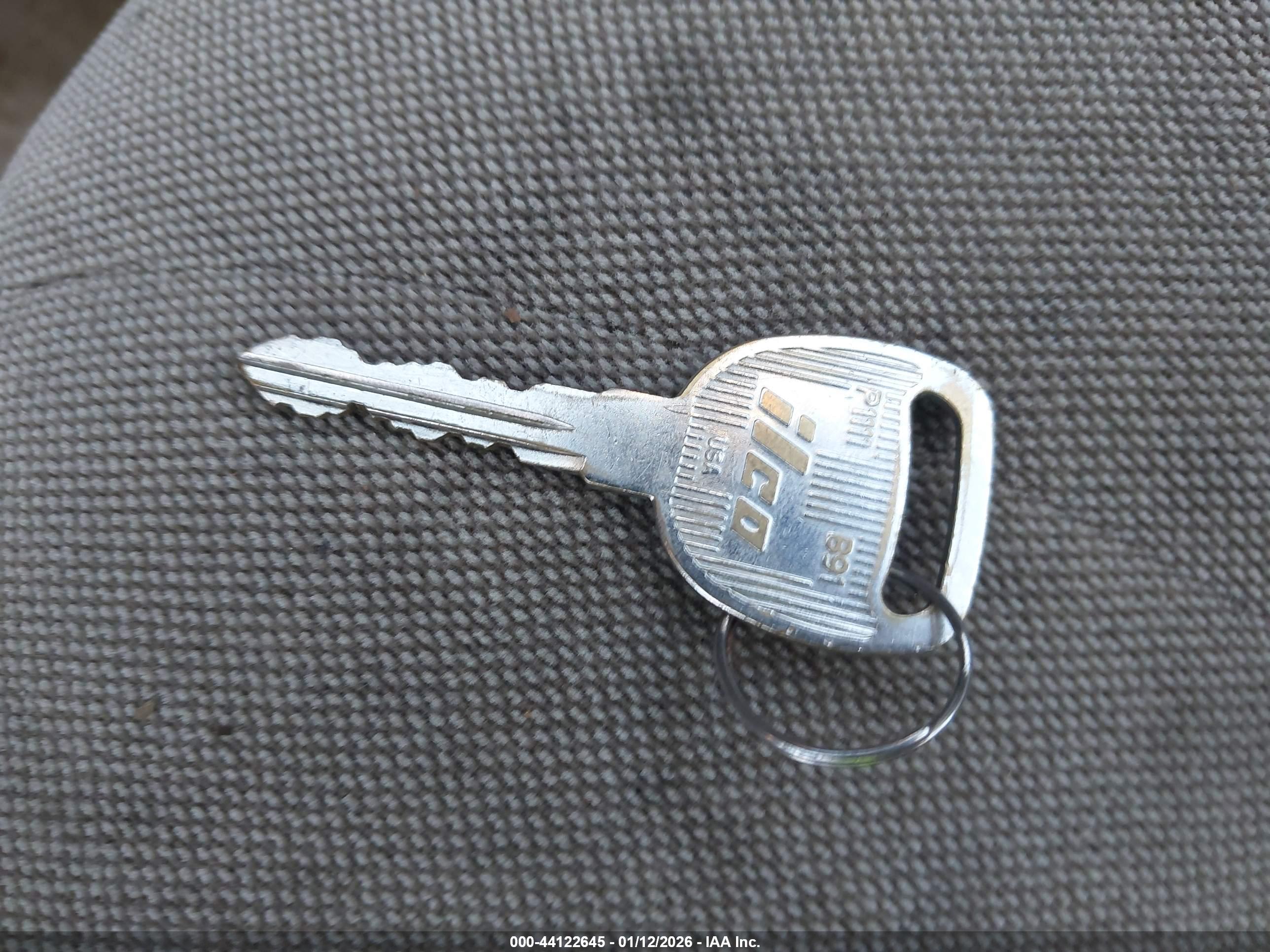 CHEVROLET CLASSIC image 11
