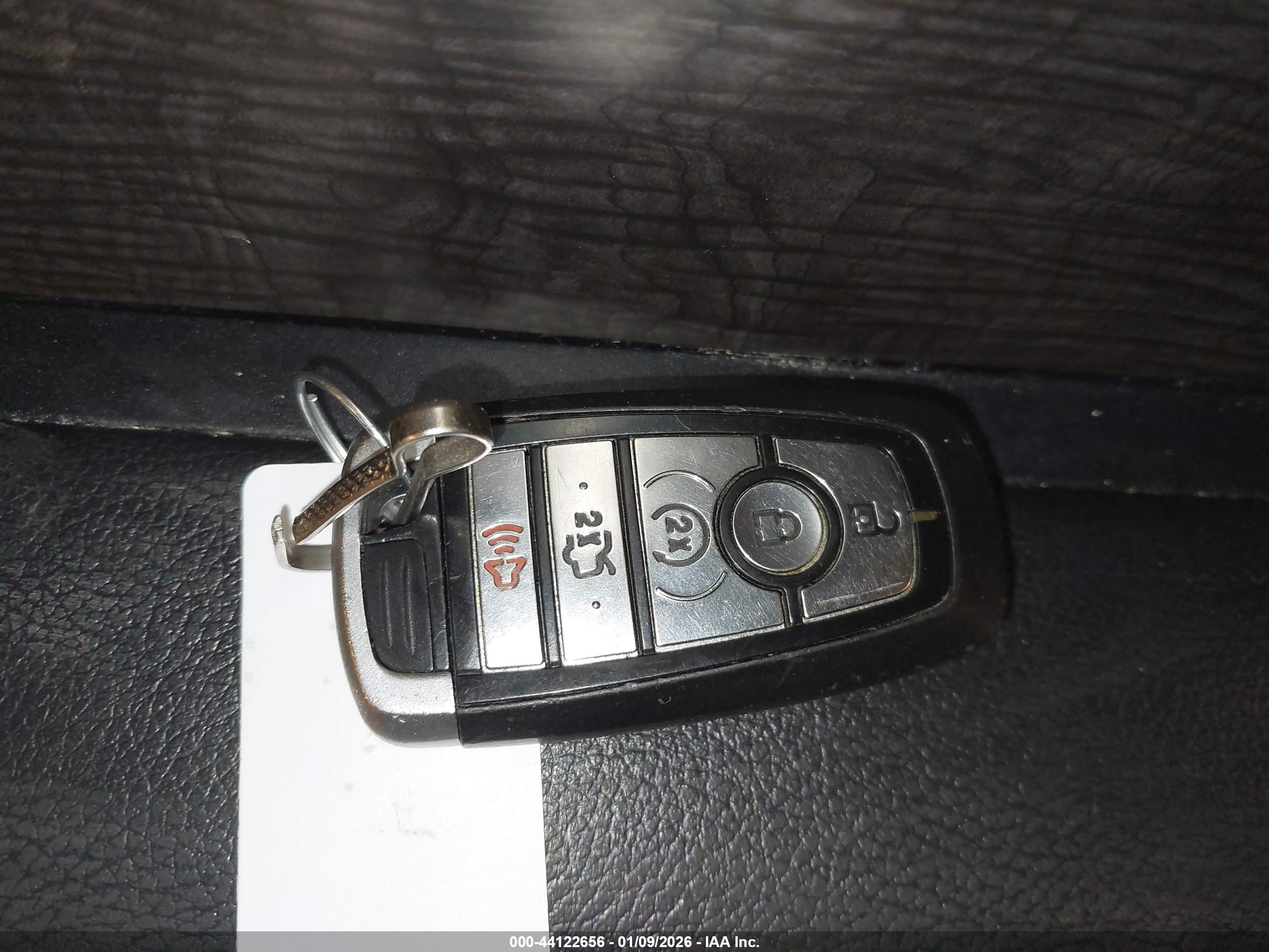 FORD EXPEDITION image 11