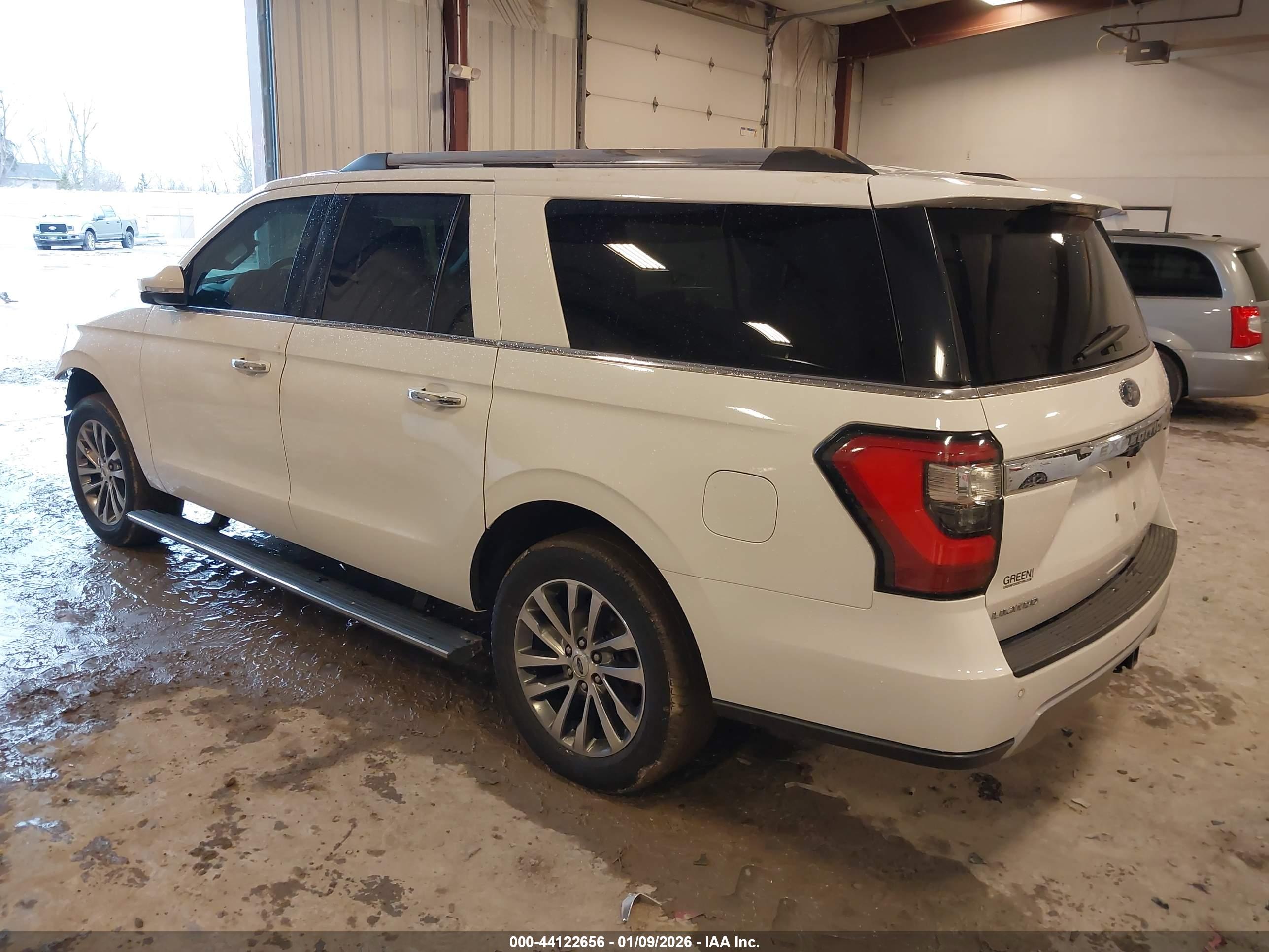 FORD EXPEDITION image 3
