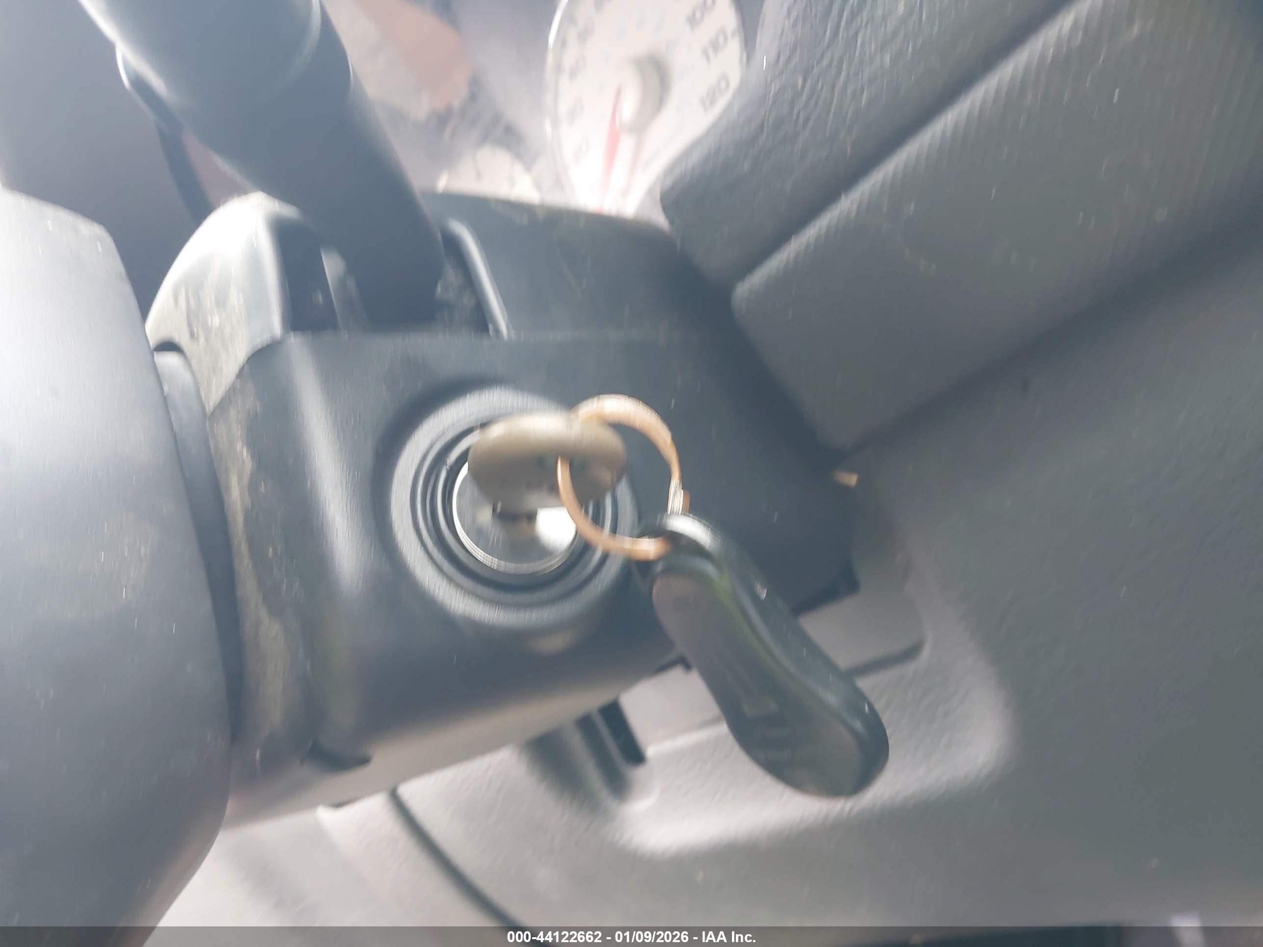 JEEP LIBERTY image 11