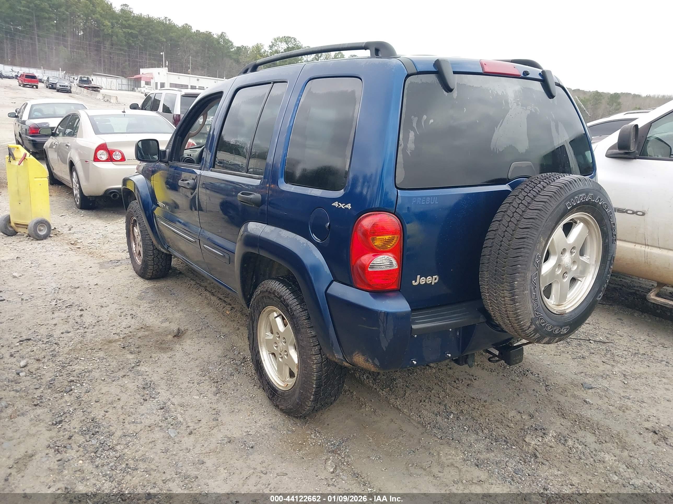 JEEP LIBERTY image 3