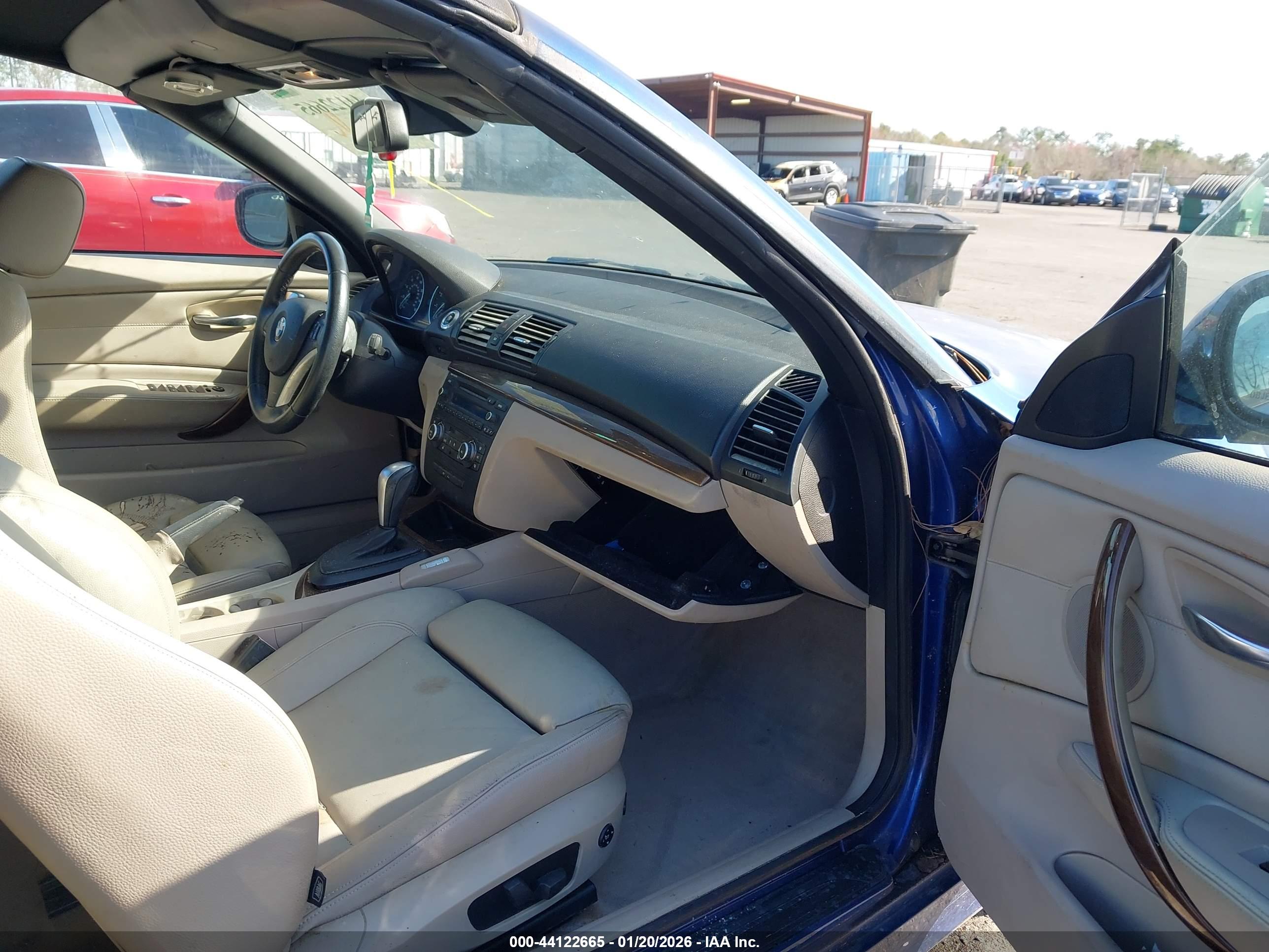 BMW 128I image 5