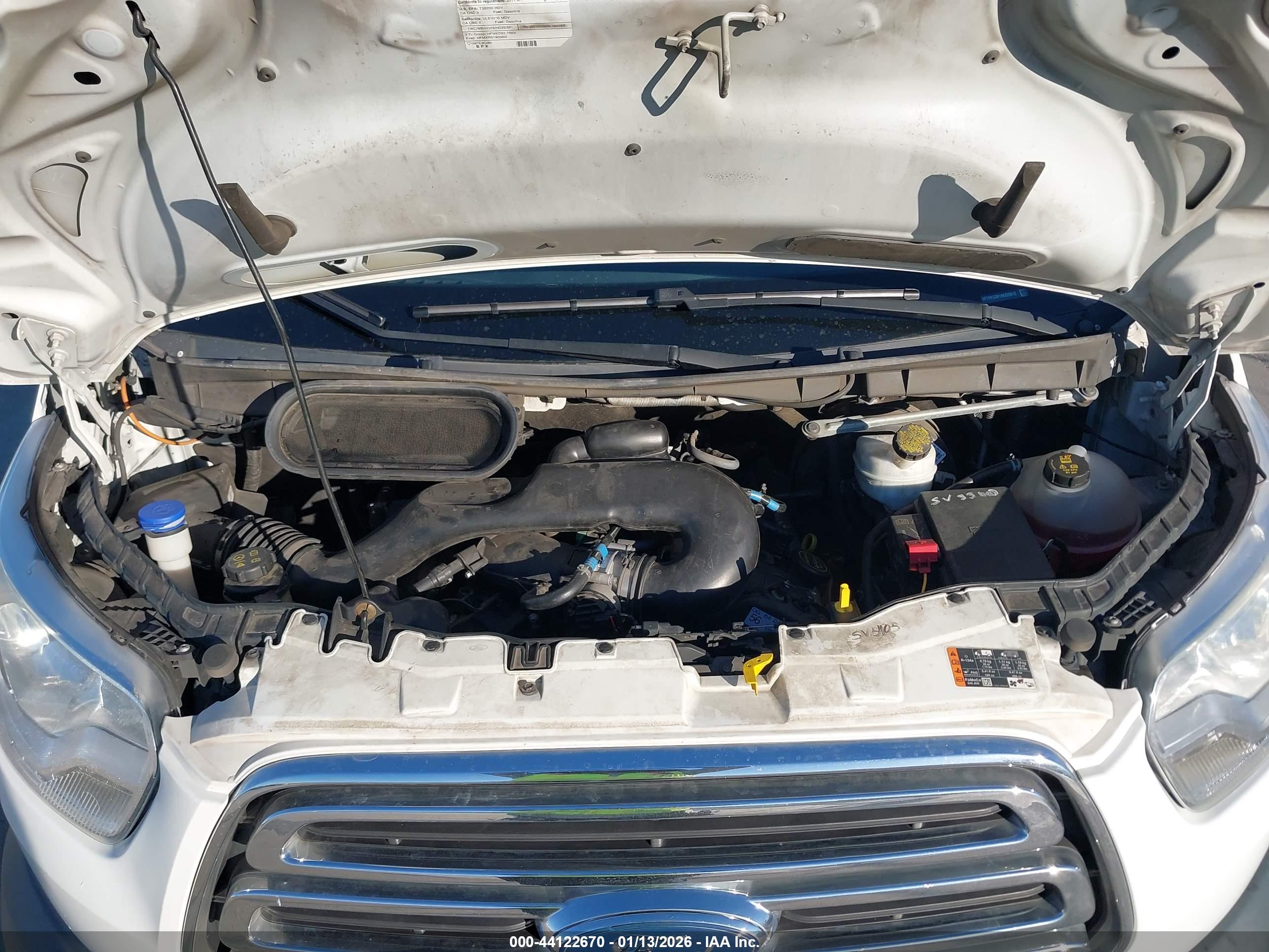 FORD TRANSIT-250 image 10