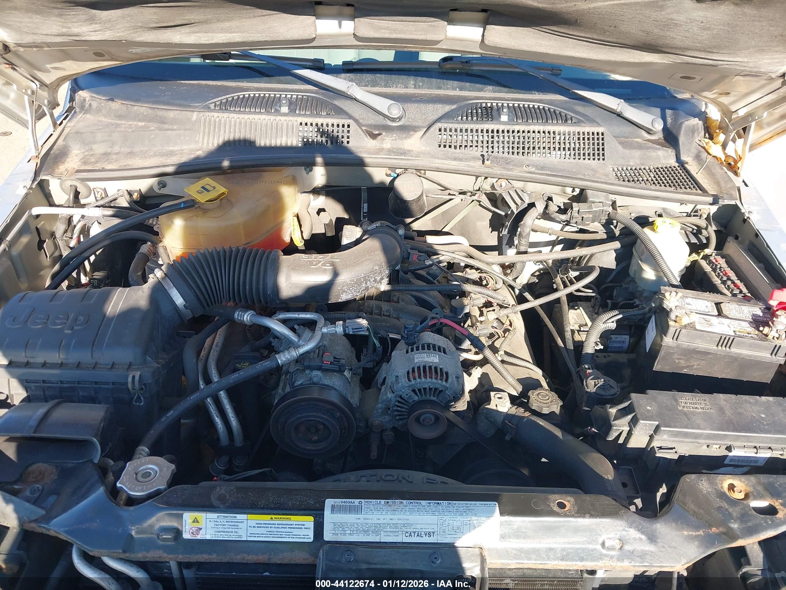 JEEP LIBERTY image 10