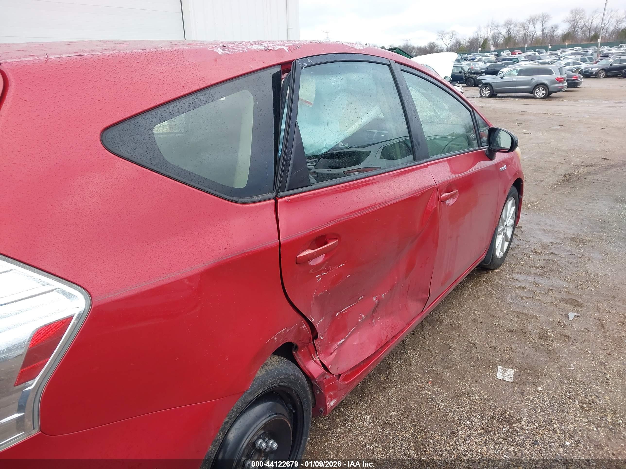 TOYOTA PRIUS image 6