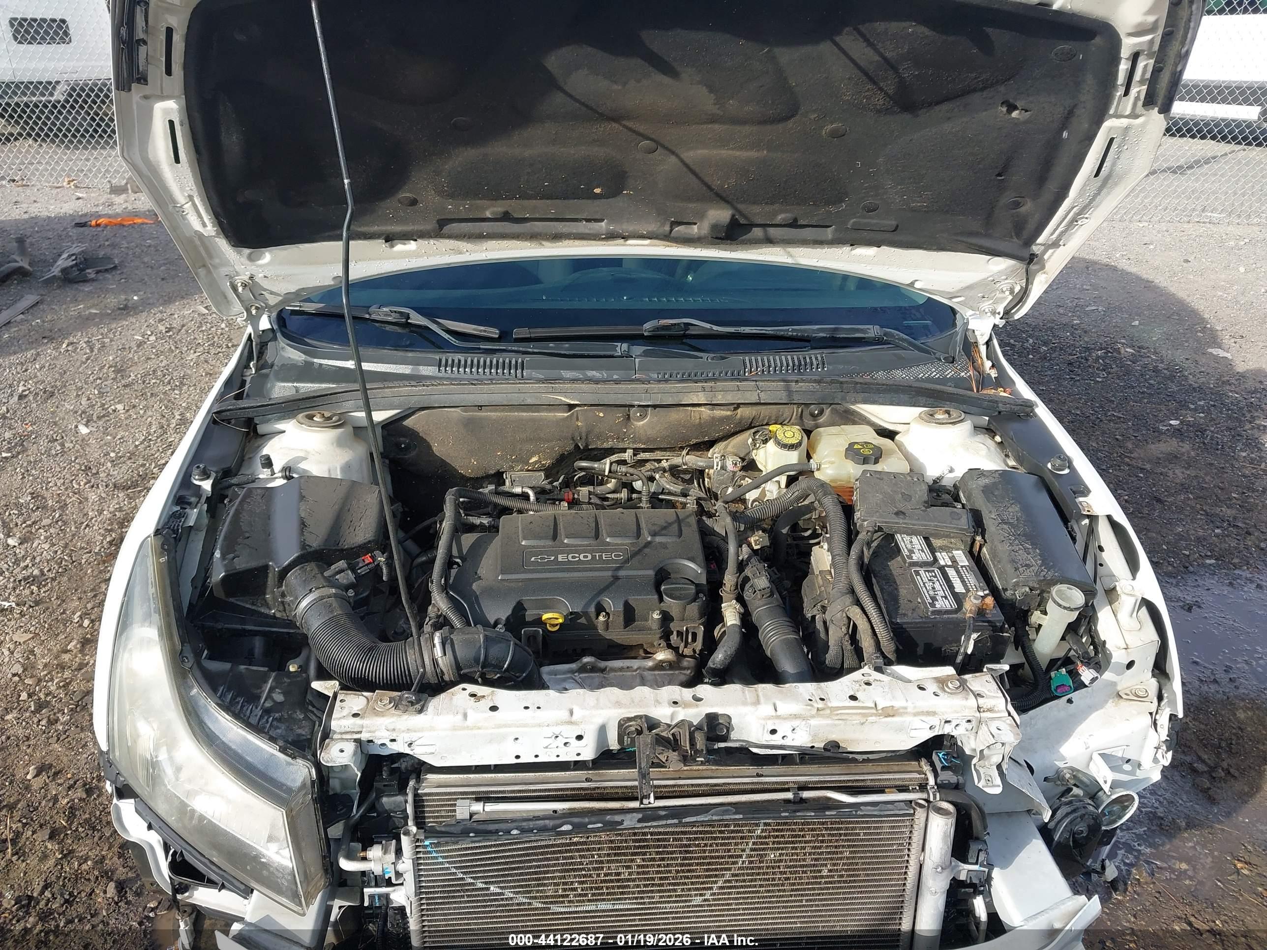 CHEVROLET CRUZE image 10