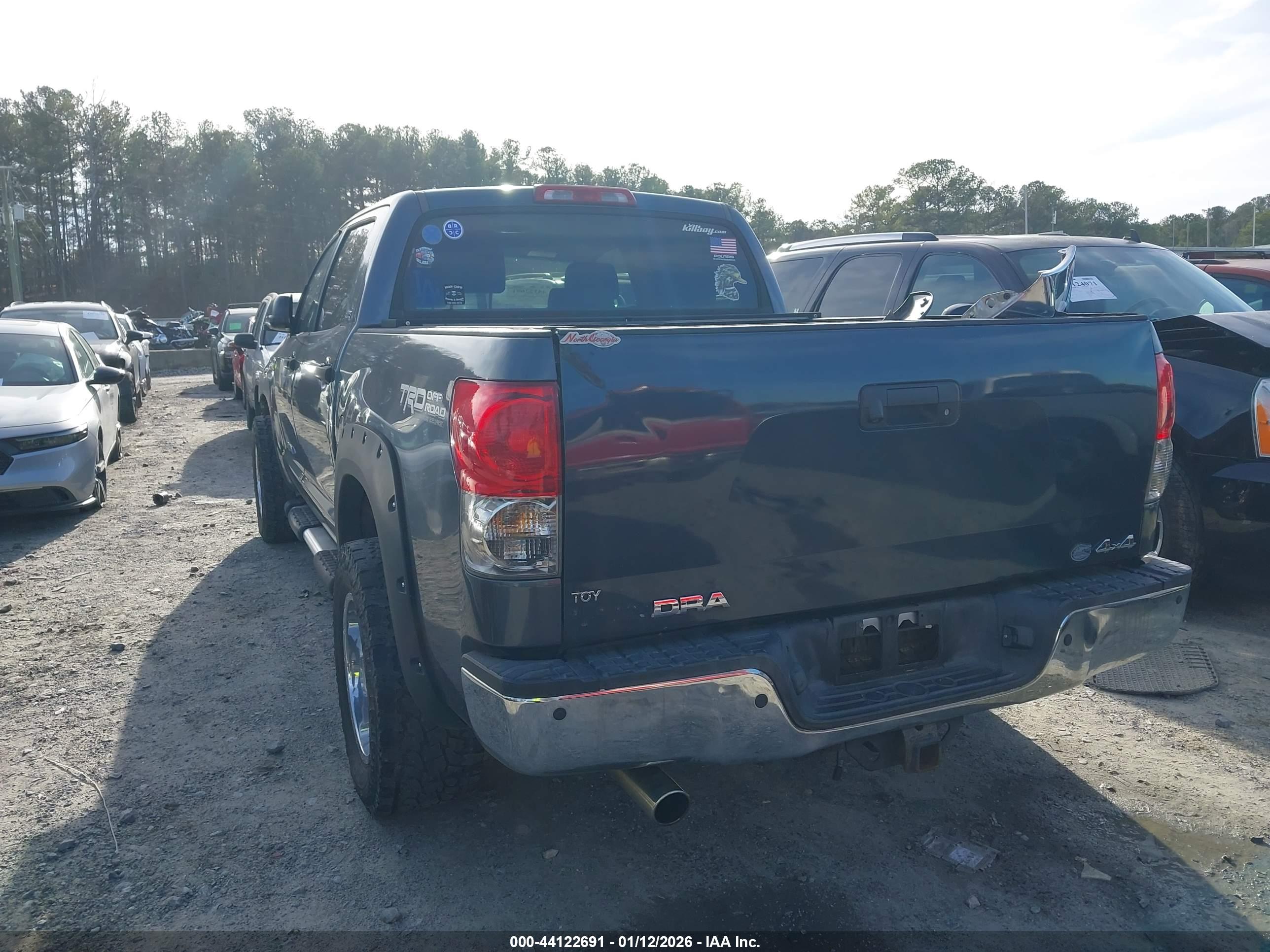 TOYOTA TUNDRA image 3